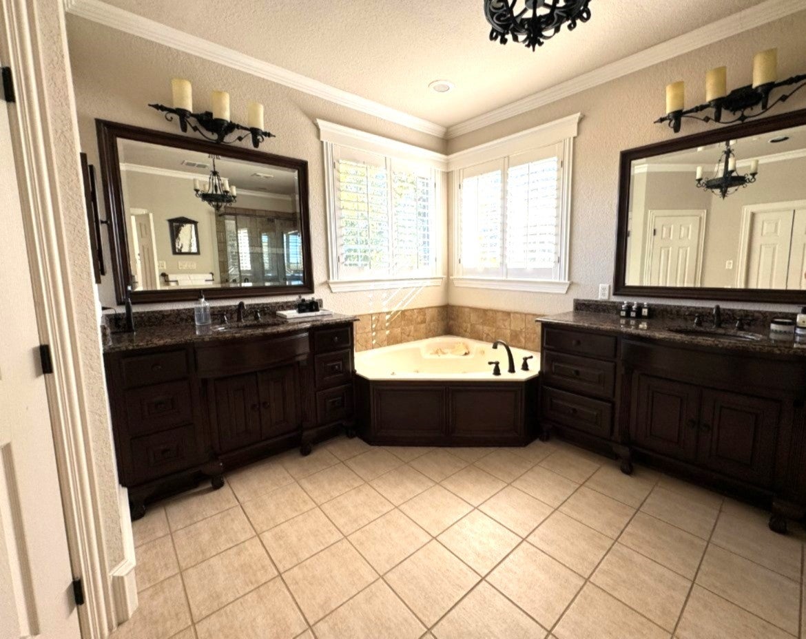 Argyle, Texas, 76226, United States, 4 Bedrooms Bedrooms, ,4 BathroomsBathrooms,Residential,Pending,1997640