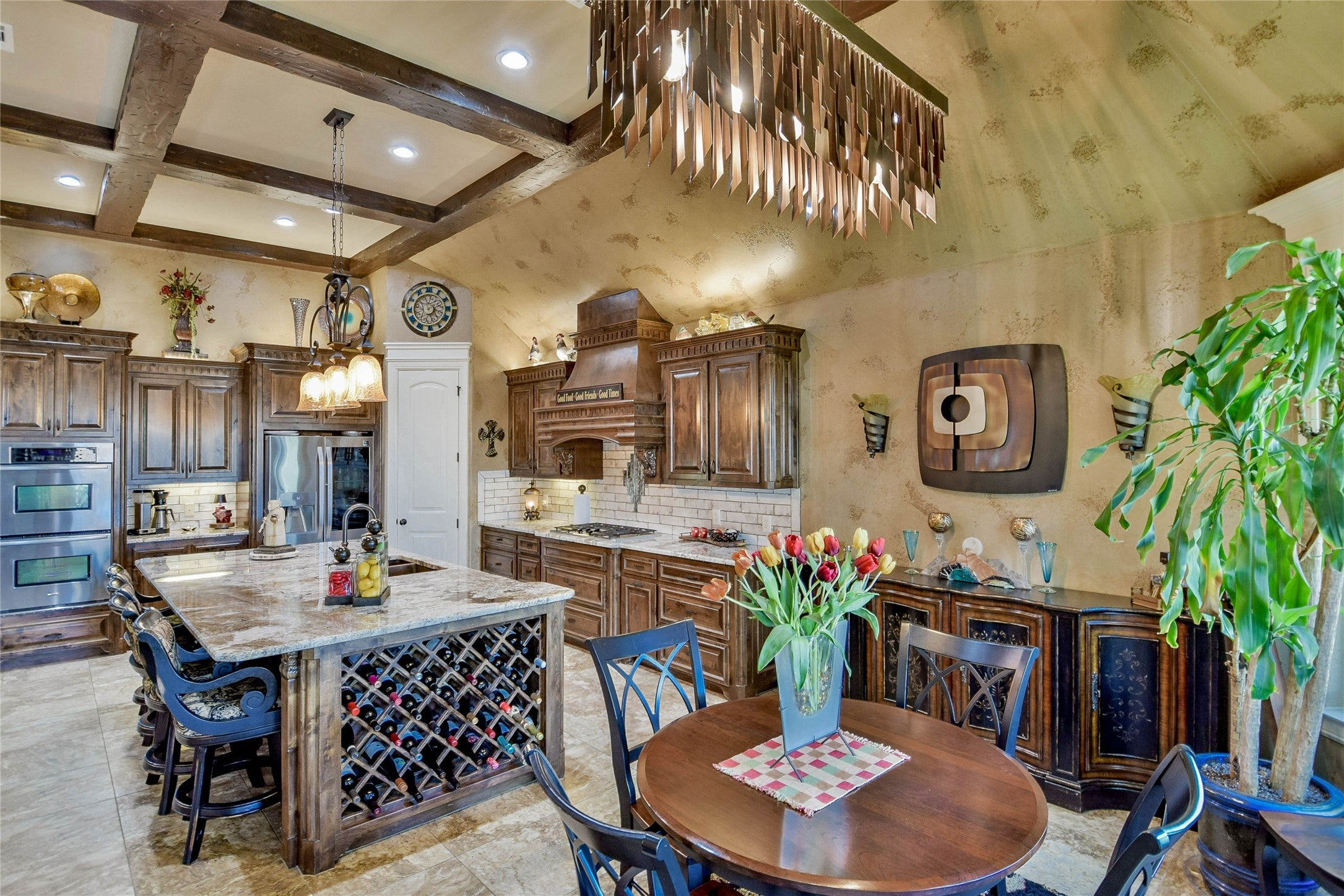 Granbury, Texas, 76048, United States, 4 Bedrooms Bedrooms, ,3 BathroomsBathrooms,Residential,Active,1929707