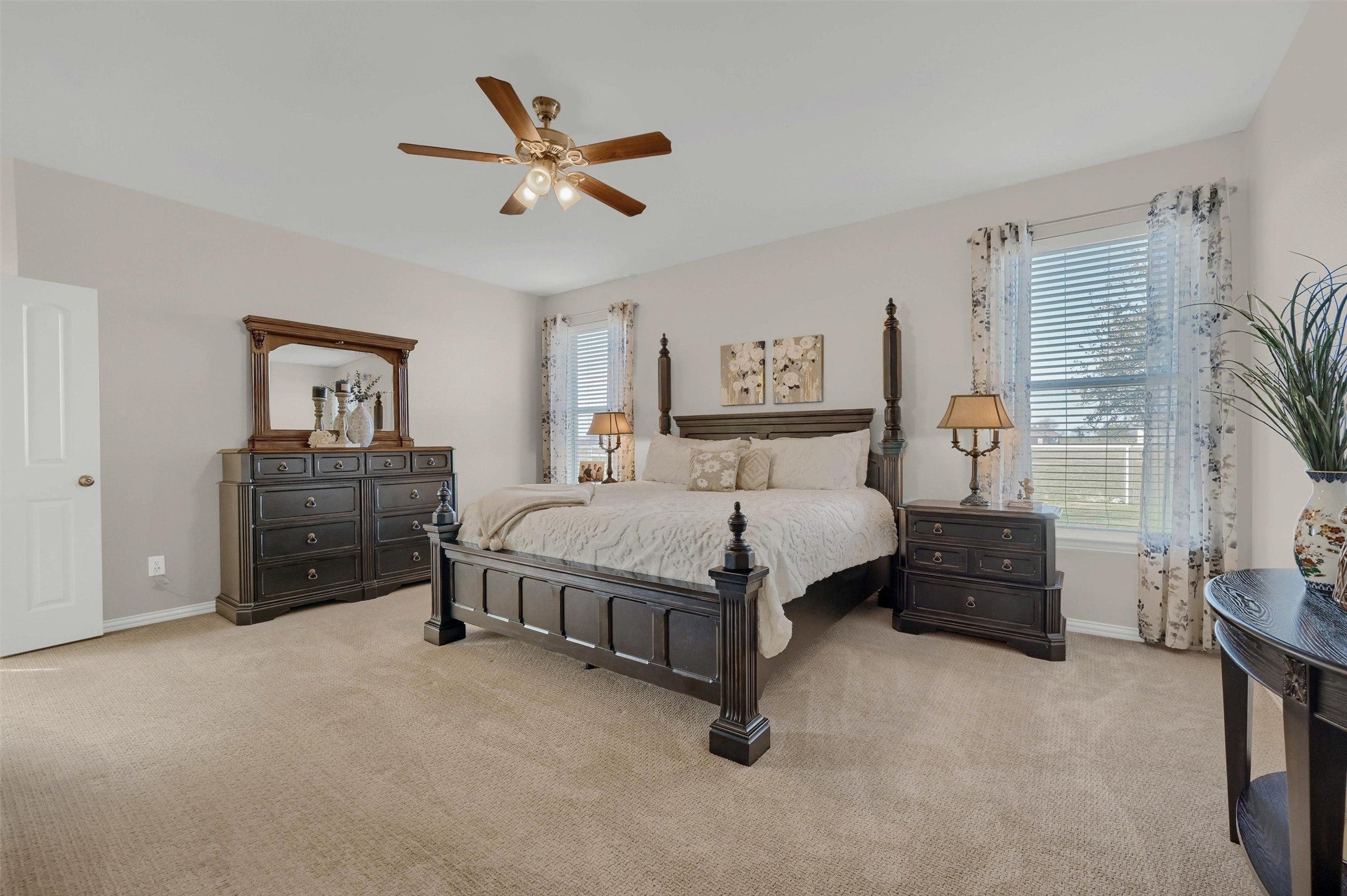 Tioga, Texas, 76271, United States, ,7 BathroomsBathrooms,Residential,Active,1841304