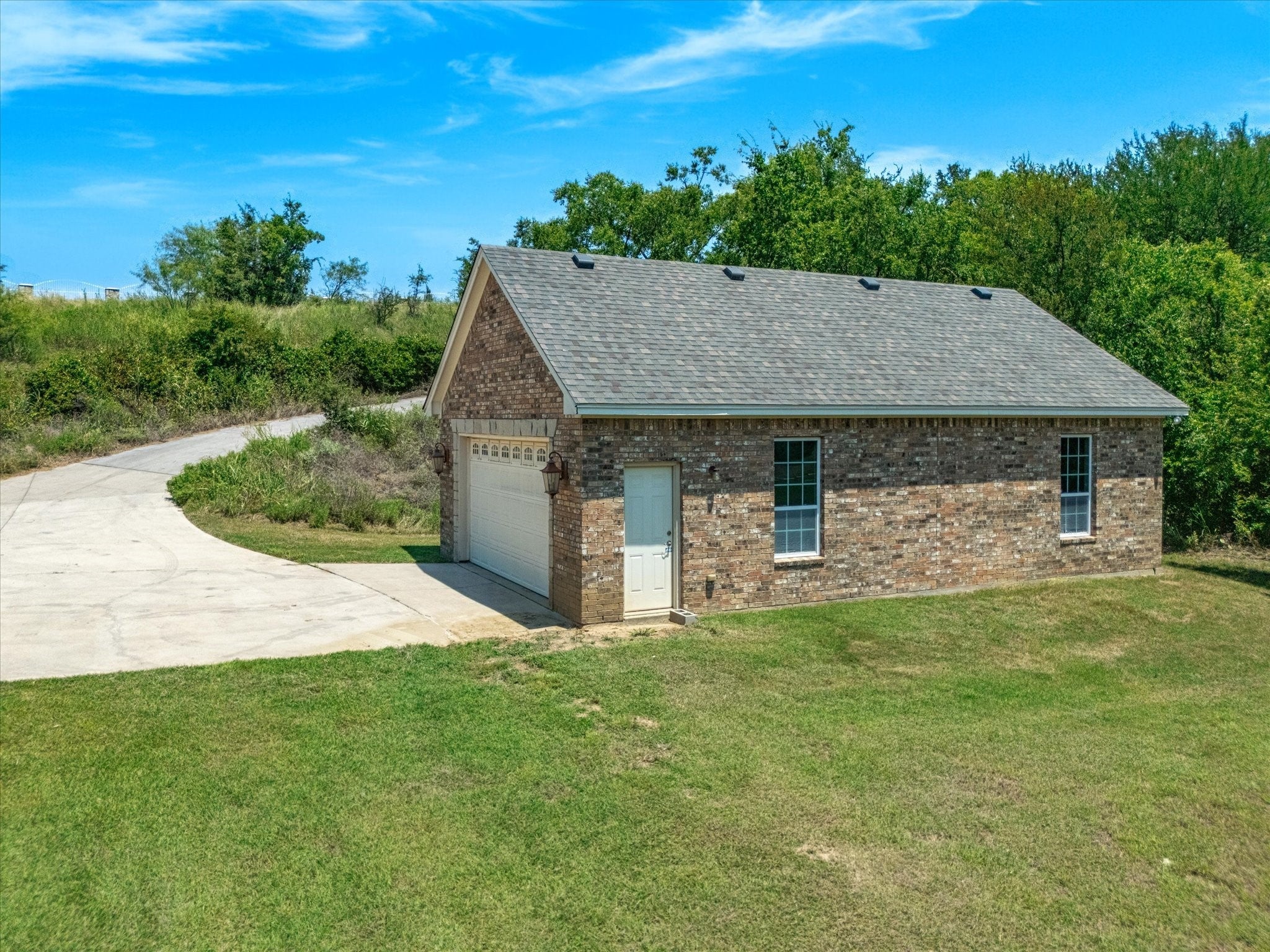 Runaway Bay, Texas, 76426, United States, 4 Bedrooms Bedrooms, ,4 BathroomsBathrooms,Residential,Active,1909882