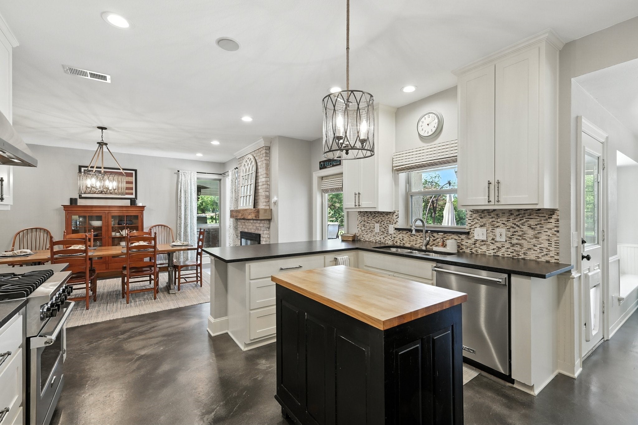 Flower Mound, Texas, 75022, United States, 5 Bedrooms Bedrooms, ,5 BathroomsBathrooms,Residential,Active,1941349