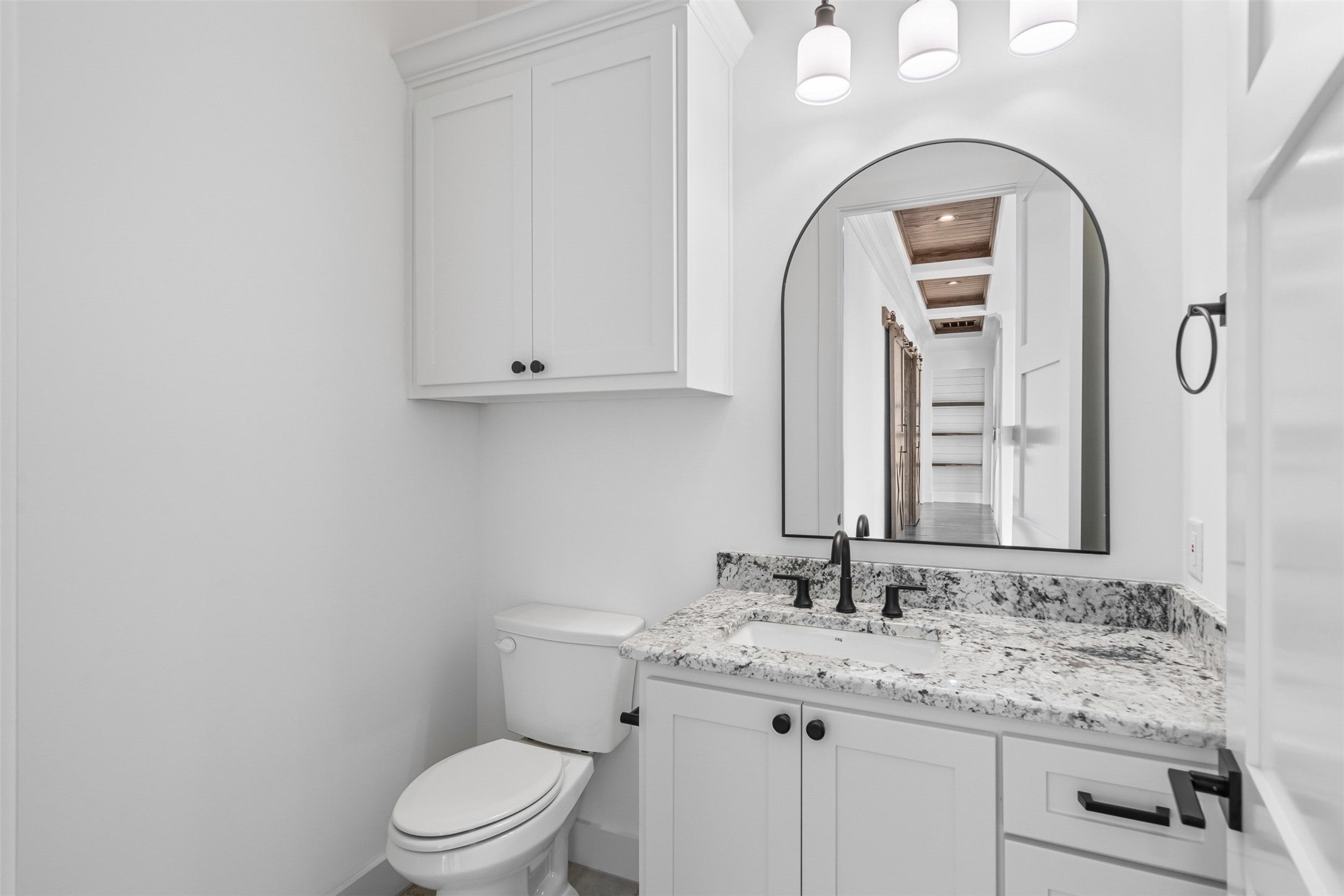 Granbury, Texas, 76048, United States, 5 Bedrooms Bedrooms, ,7 BathroomsBathrooms,Residential,Active,1909834