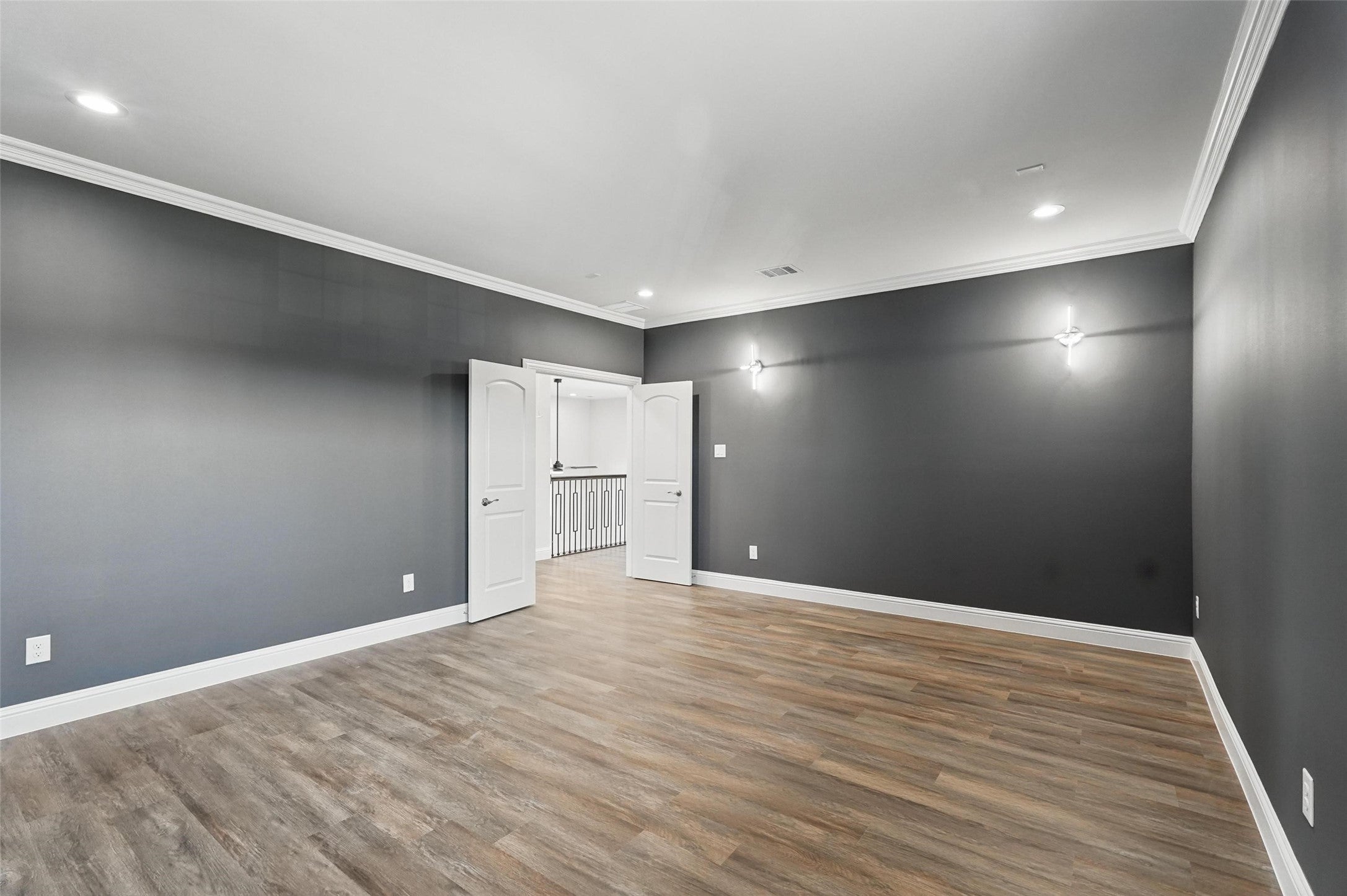 Wylie, Texas, 75098, United States, 5 Bedrooms Bedrooms, ,6 BathroomsBathrooms,Residential,Active,1894588