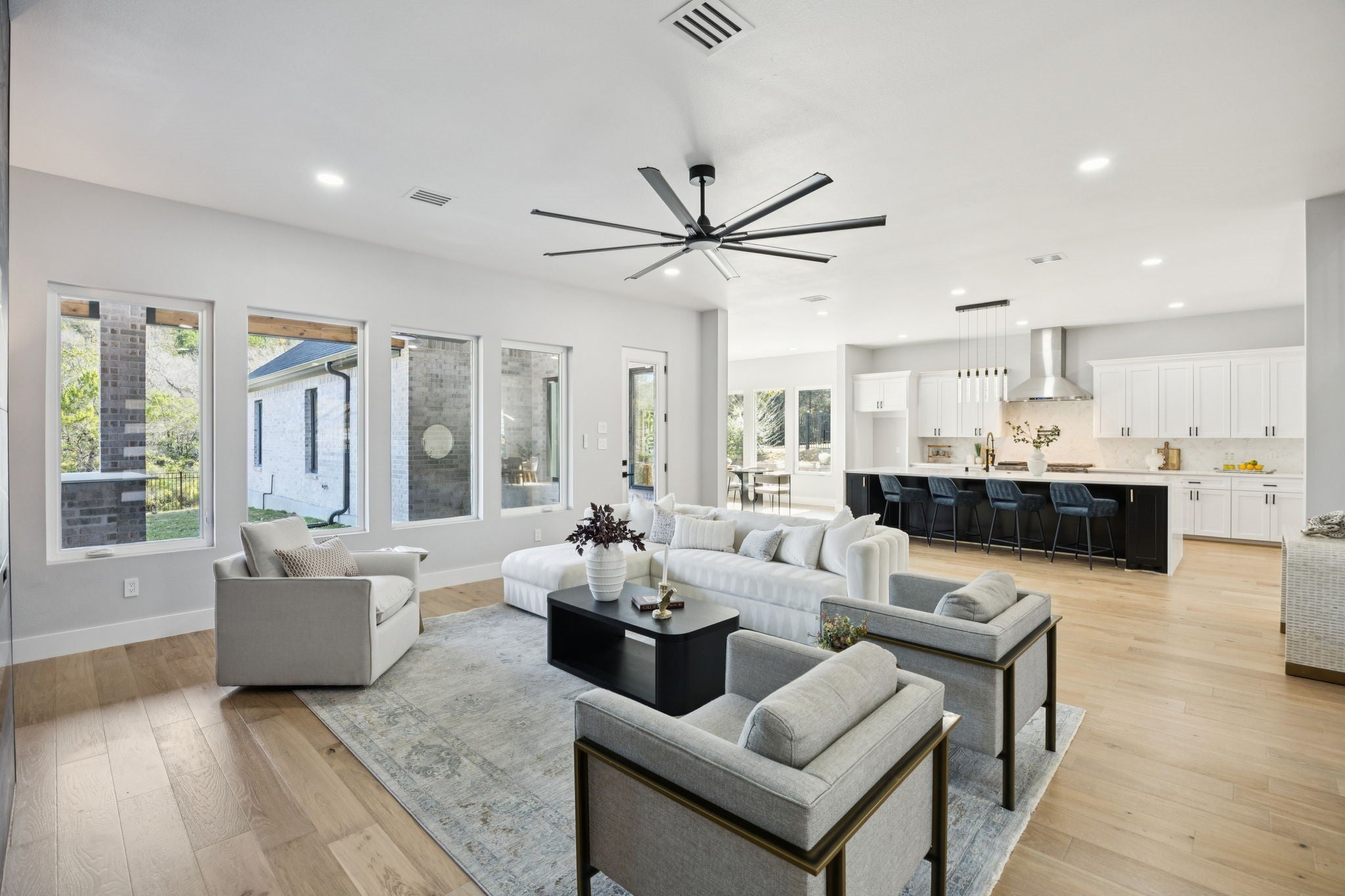 Cedar Hill, Texas, 75104, United States, 4 Bedrooms Bedrooms, ,5 BathroomsBathrooms,Residential,Active,1993947