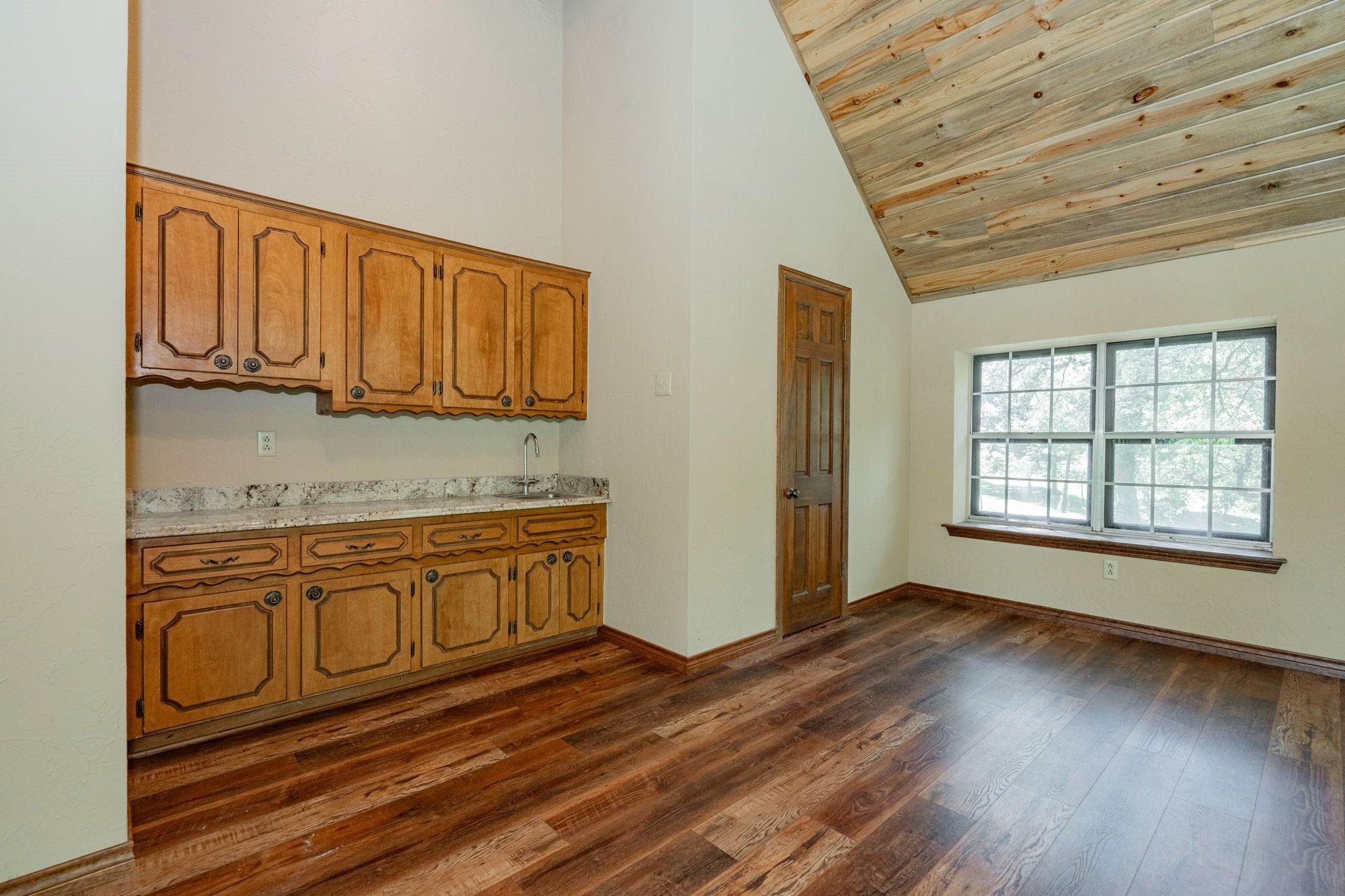 Seagoville, Texas, 75159, United States, 4 Bedrooms Bedrooms, ,5 BathroomsBathrooms,Residential,Active,1810463