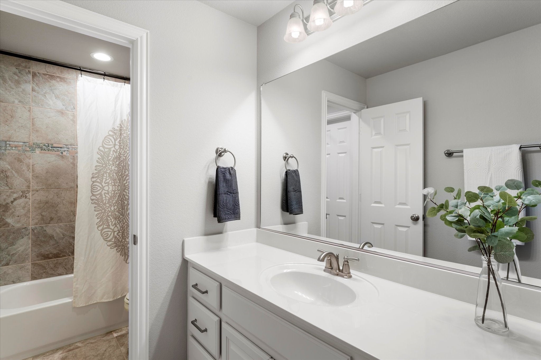 Prosper, Texas, 75078, United States, 5 Bedrooms Bedrooms, ,6 BathroomsBathrooms,Residential,Active,2007655