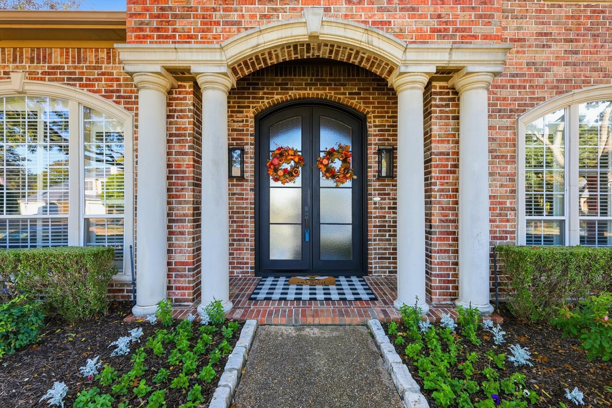 Flower Mound, Texas, 75028, United States, 4 Bedrooms Bedrooms, ,4 BathroomsBathrooms,Residential,Active,1951804