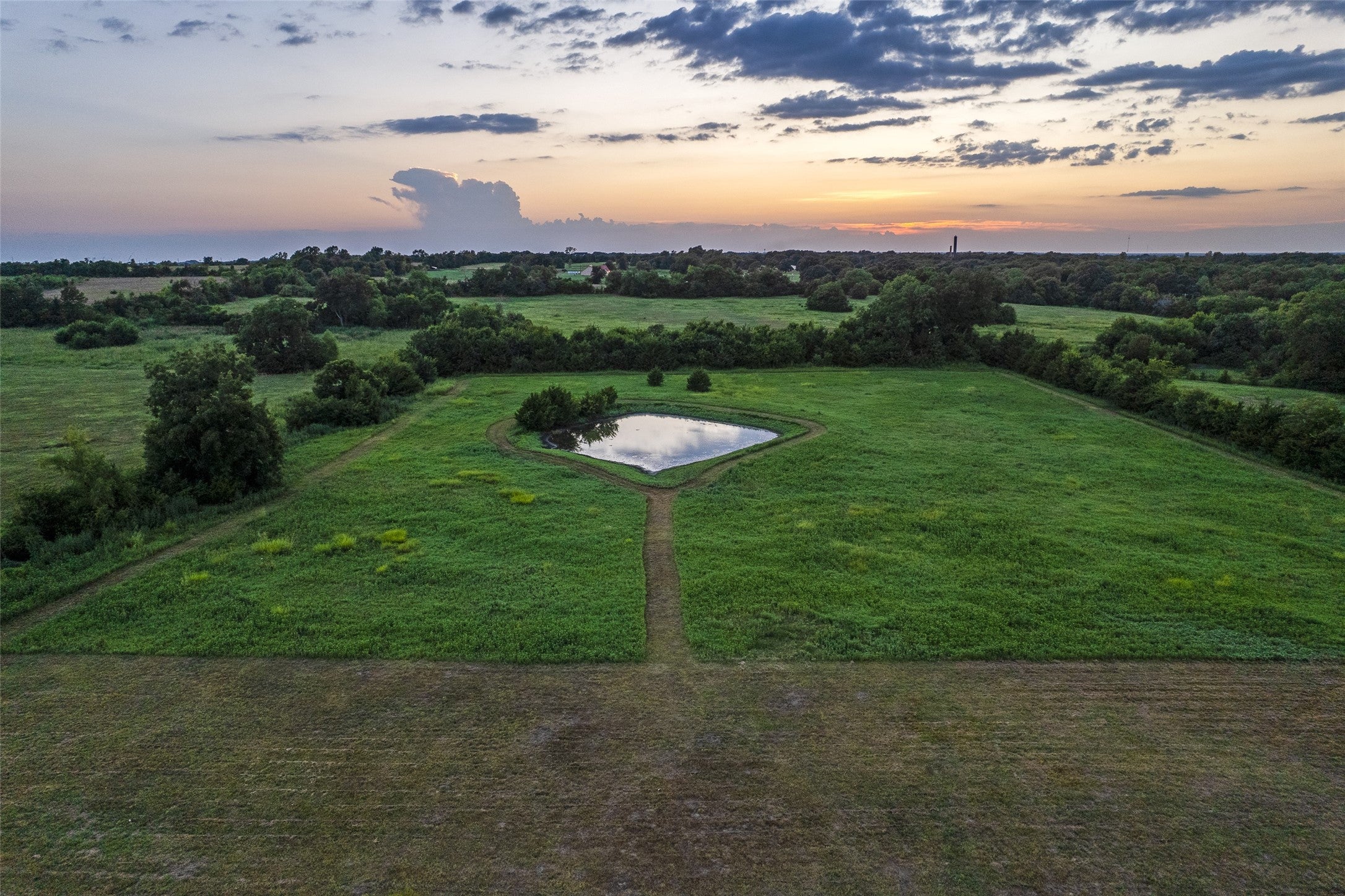 Leonard, Texas, 75452, United States, 2 Bedrooms Bedrooms, ,2 BathroomsBathrooms,Residential,Active,1920262