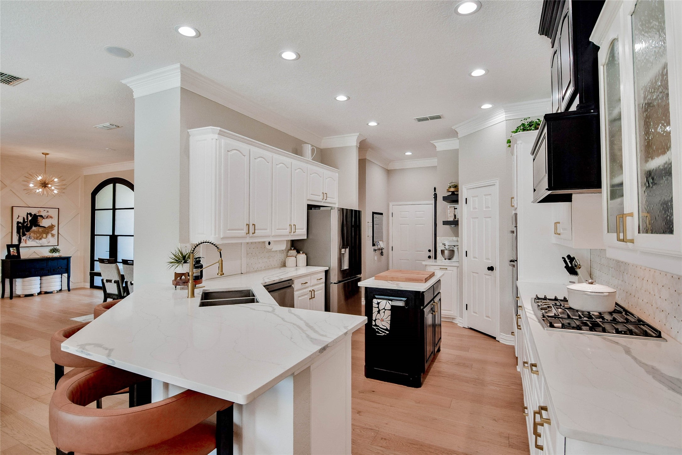 Granbury, Texas, 76048, United States, 3 Bedrooms Bedrooms, ,3 BathroomsBathrooms,Residential,Active,1988467