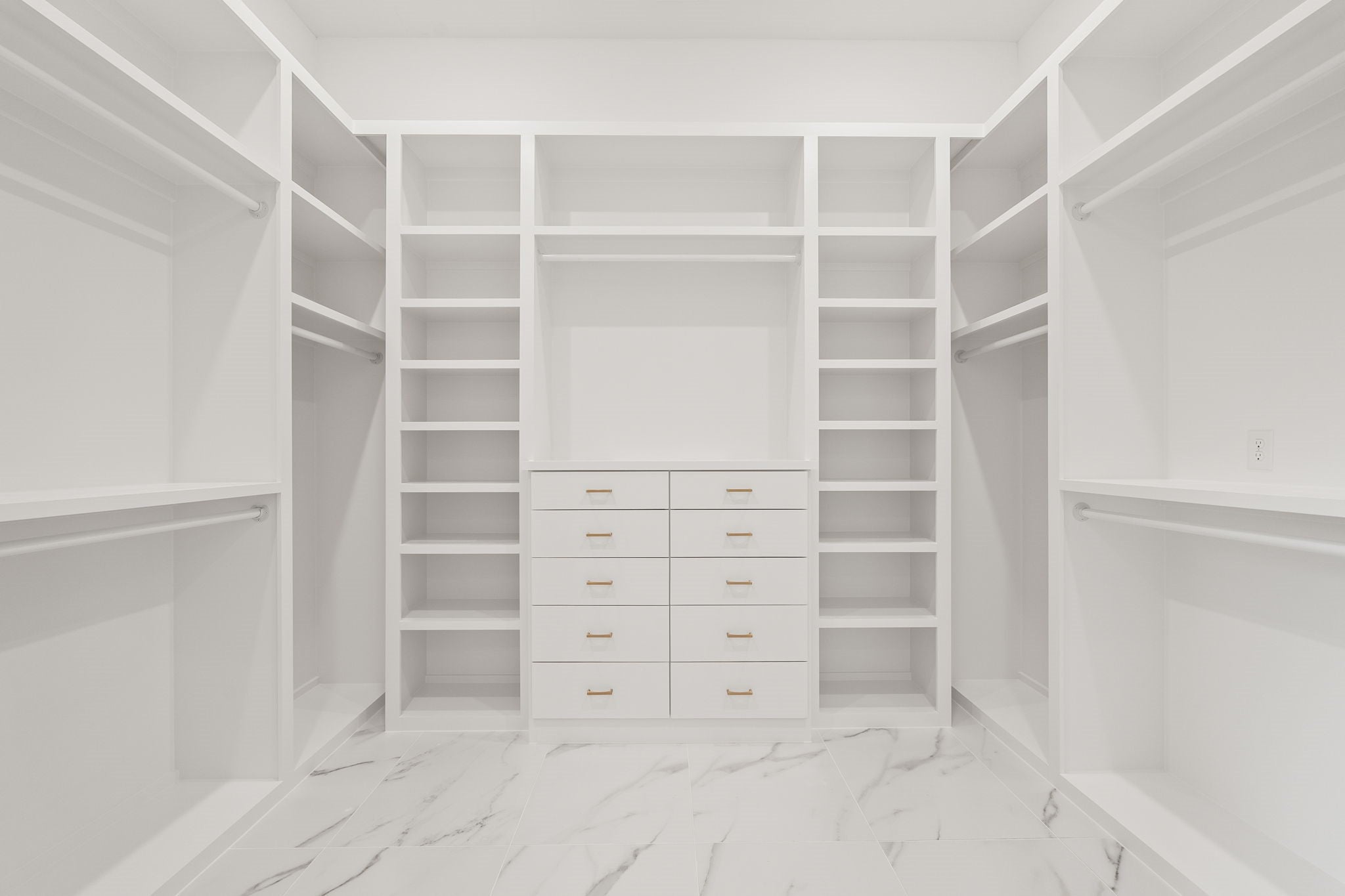 Richardson, Texas, 75080, United States, 5 Bedrooms Bedrooms, ,6 BathroomsBathrooms,Residential,Active,1929792