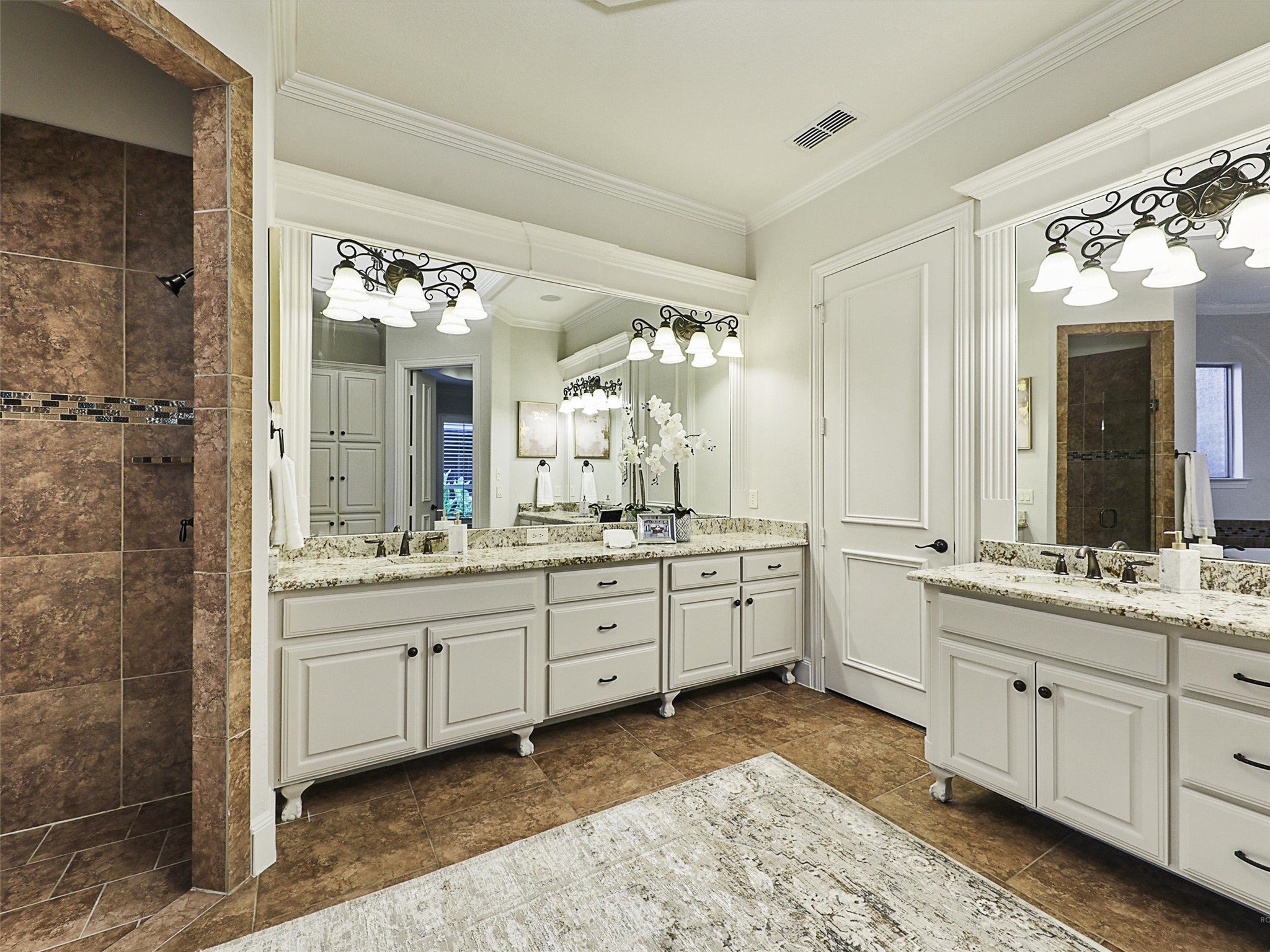 Frisco, Texas, 75033, United States, 5 Bedrooms Bedrooms, ,6 BathroomsBathrooms,Residential,Active,1894539