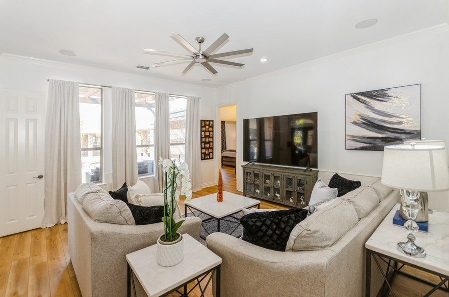 Rockwall, Texas, 75032, United States, 5 Bedrooms Bedrooms, ,4 BathroomsBathrooms,Residential,Active,1936444