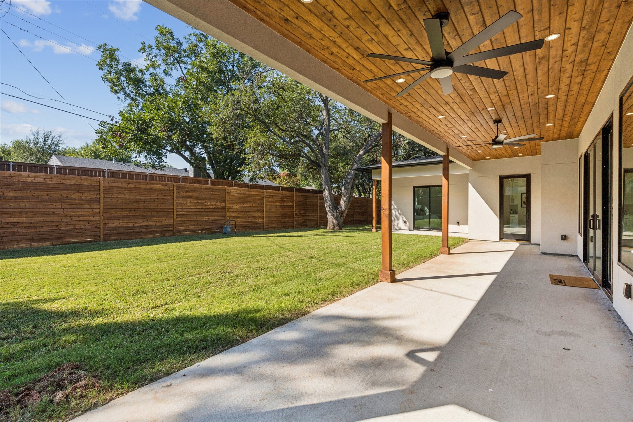 Dallas, Texas, 75229, United States, 5 Bedrooms Bedrooms, ,5 BathroomsBathrooms,Residential,Active,1944089