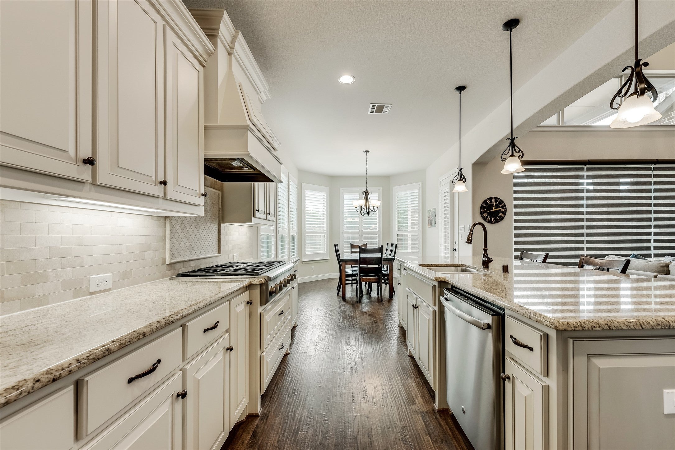 Keller, Texas, 76248, United States, 5 Bedrooms Bedrooms, ,7 BathroomsBathrooms,Residential,Active,2006850