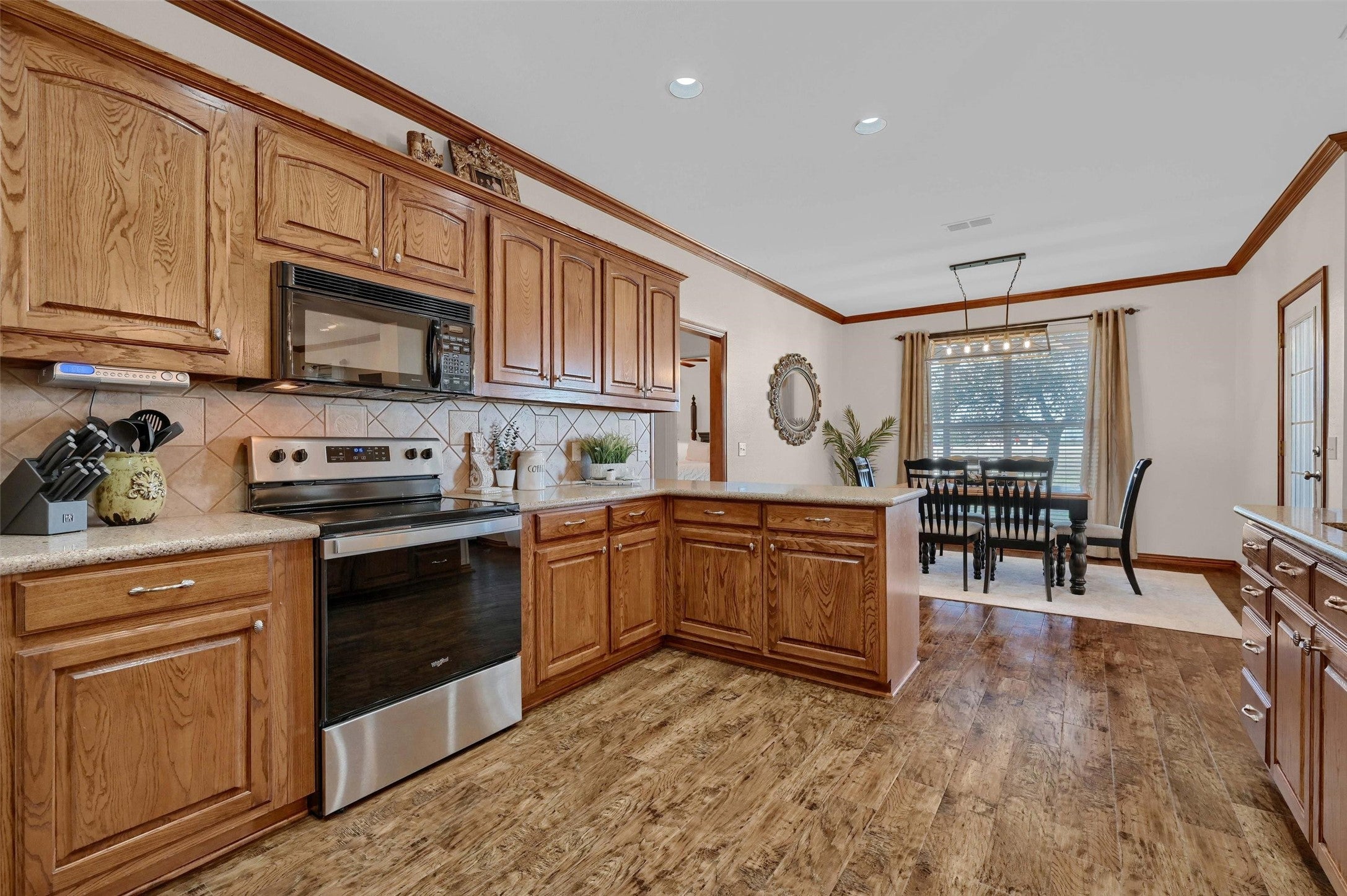 Tioga, Texas, 76271, United States, ,7 BathroomsBathrooms,Residential,Active,1841304