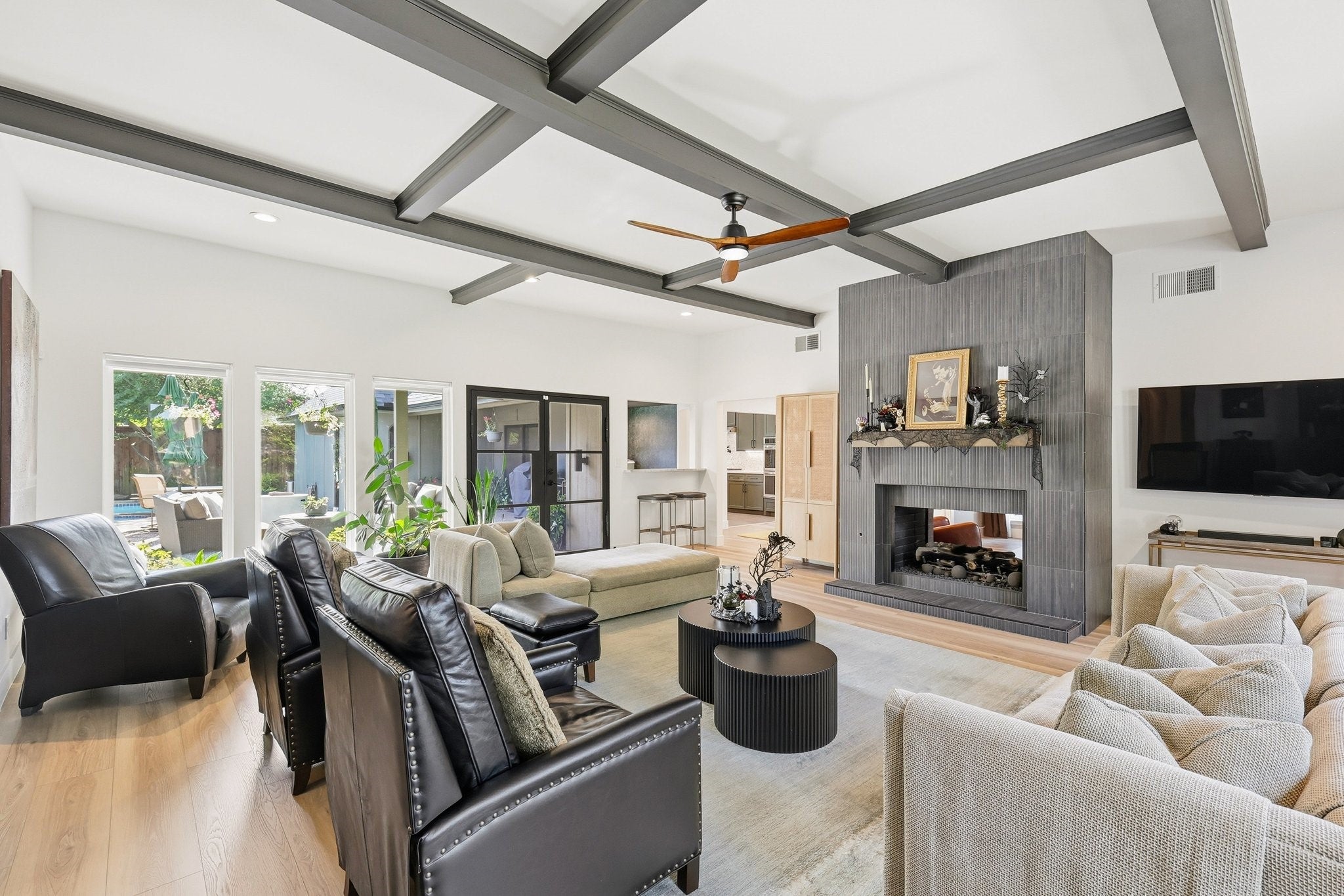 Dallas, Texas, 75248, United States, 4 Bedrooms Bedrooms, ,3 BathroomsBathrooms,Residential,Active,1973343