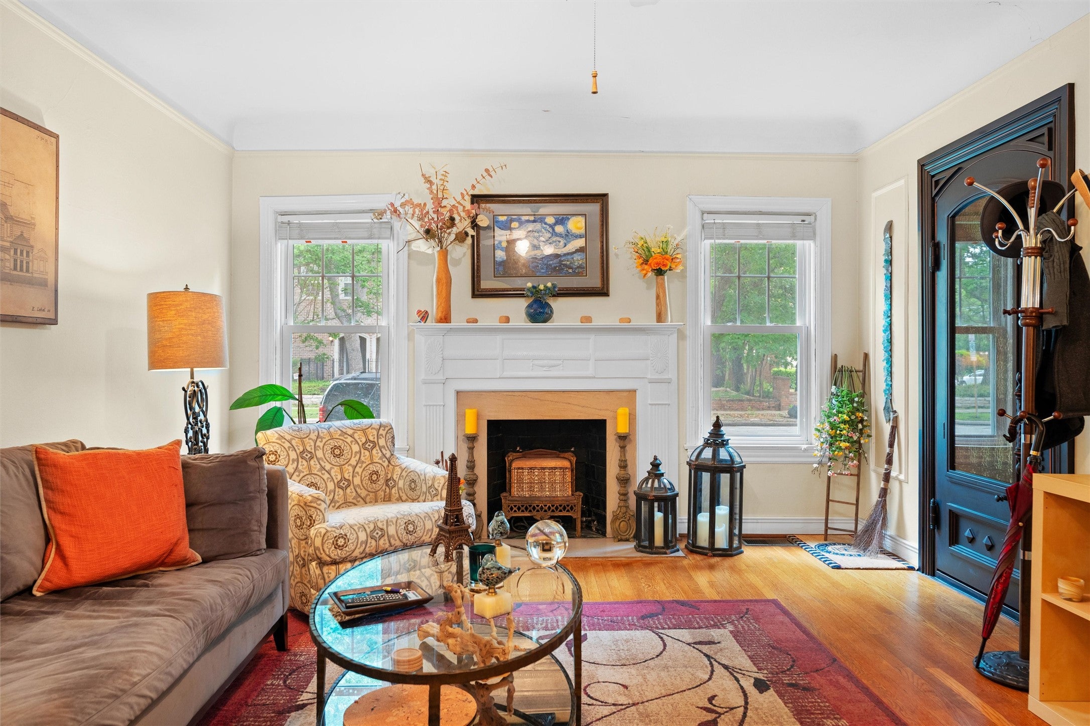 Dallas, Texas, 75219, United States, 6 Bedrooms Bedrooms, ,2 BathroomsBathrooms,Residential,Active,1808211