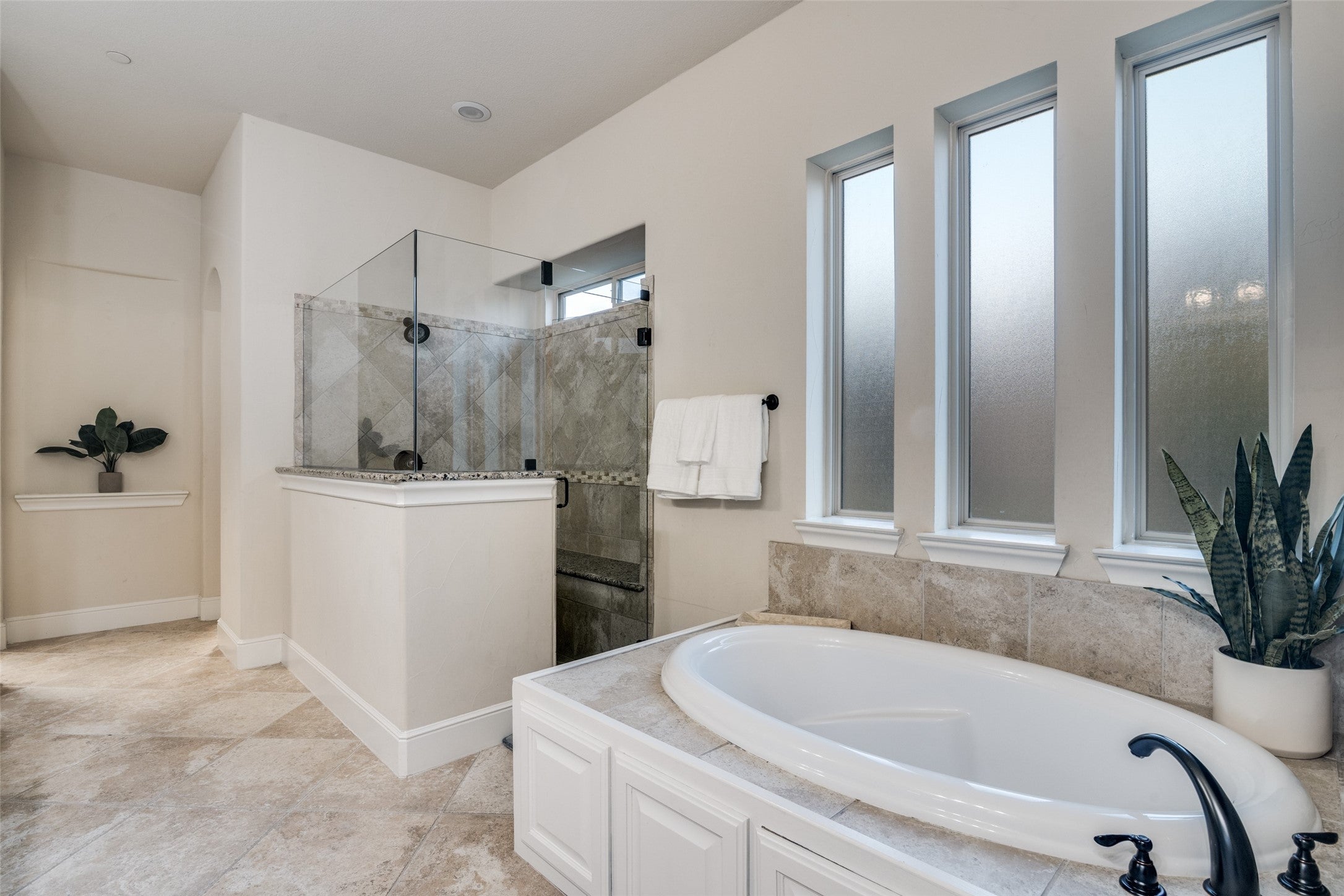 Allen, Texas, 75002, United States, 6 Bedrooms Bedrooms, ,6 BathroomsBathrooms,Residential,Pending,1988728