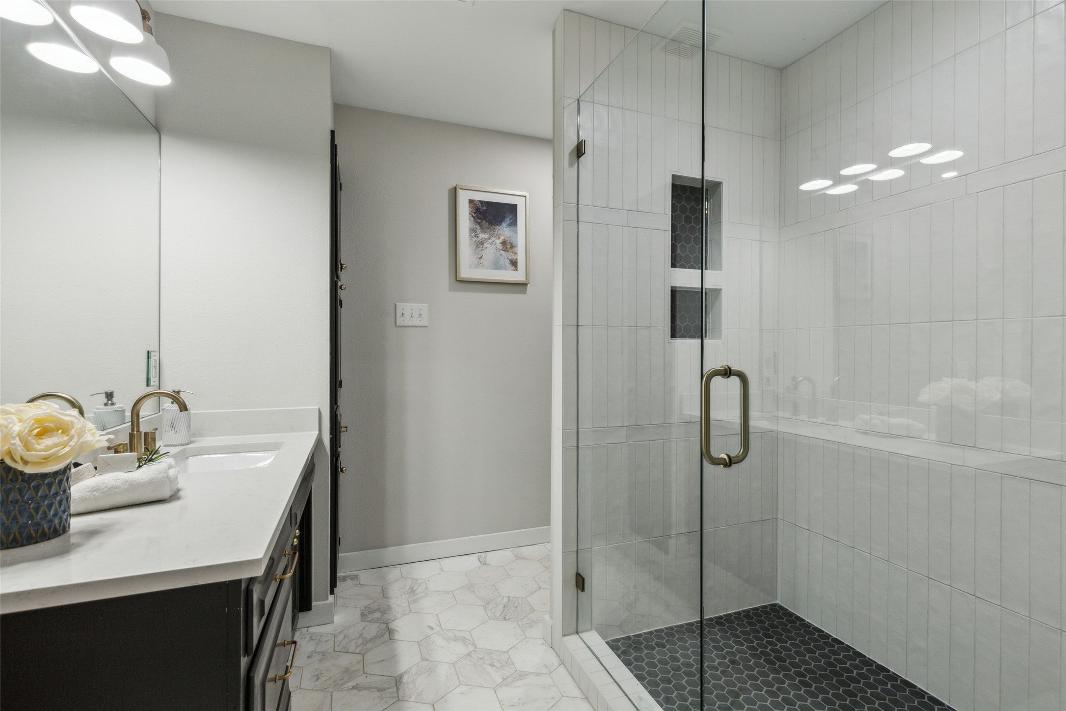 Colleyville, Texas, 76034, United States, 5 Bedrooms Bedrooms, ,4 BathroomsBathrooms,Residential,Active,1832302