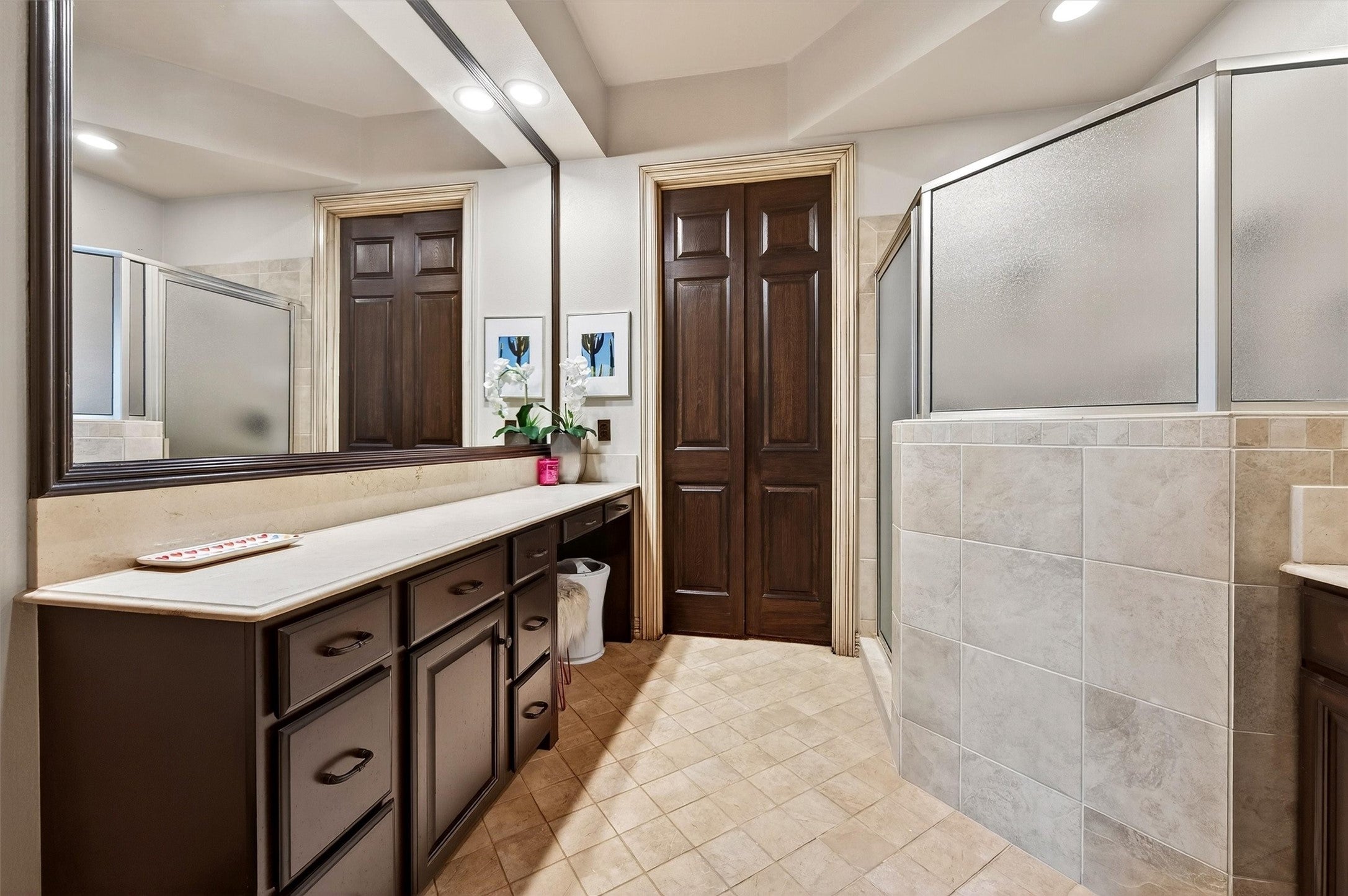 Pottsboro, Texas, 75076, United States, 5 Bedrooms Bedrooms, ,6 BathroomsBathrooms,Residential,Active,1953378