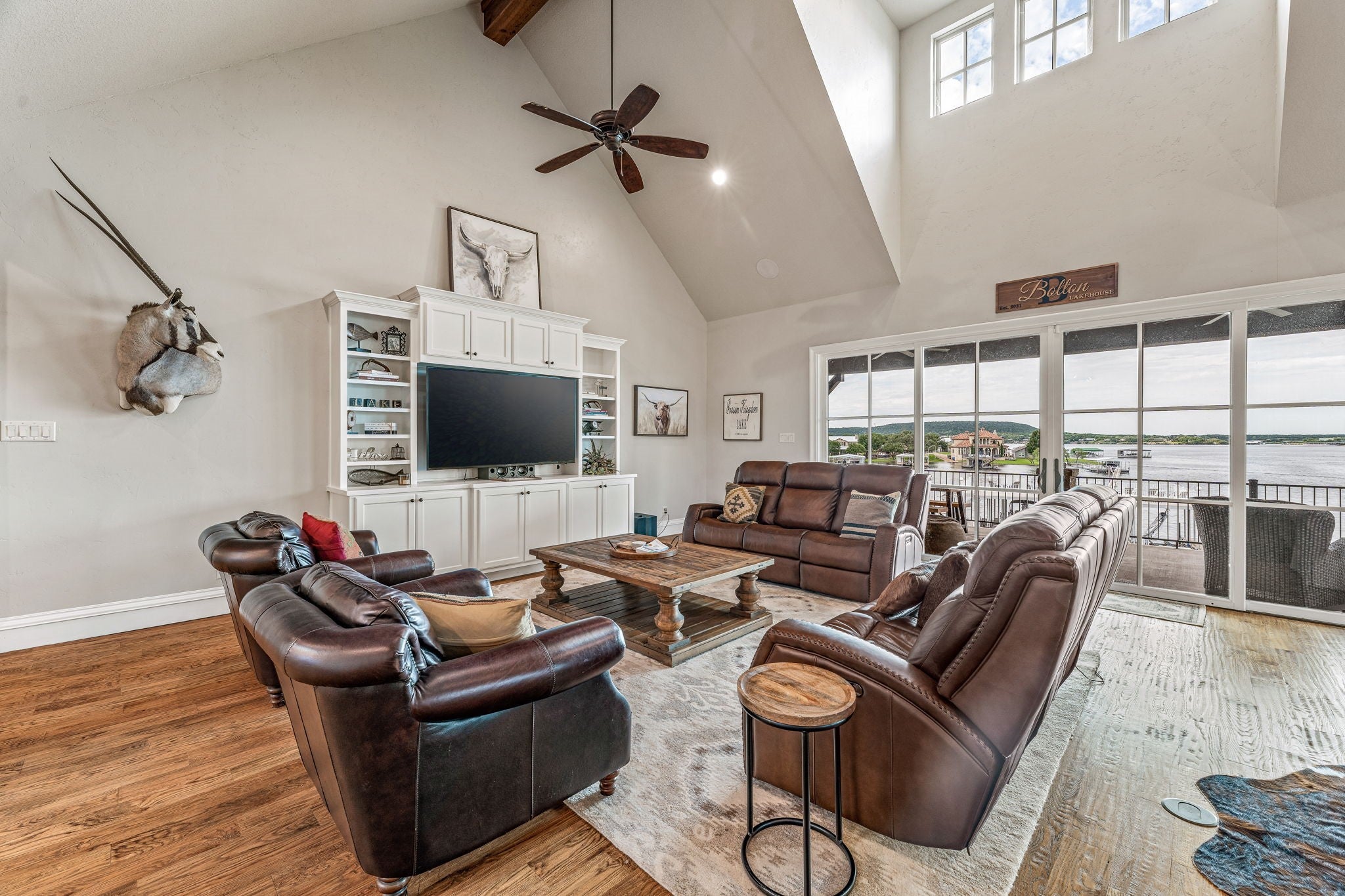 Graford, Texas, 76449, United States, ,6 BathroomsBathrooms,Residential,Active,1852724