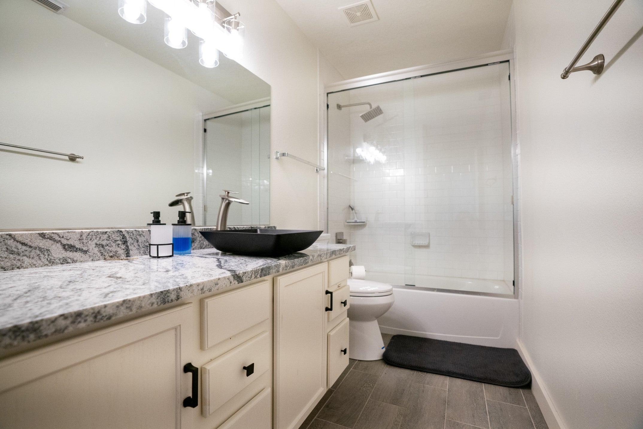 Boerne, Texas, 78006, United States, 4 Bedrooms Bedrooms, ,3 BathroomsBathrooms,Residential,Active,1900412