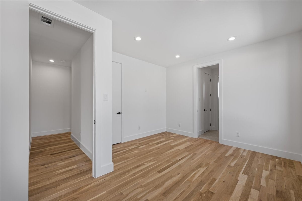 Dallas, Texas, 75204, United States, 4 Bedrooms Bedrooms, ,4 BathroomsBathrooms,Residential,Active,1929655
