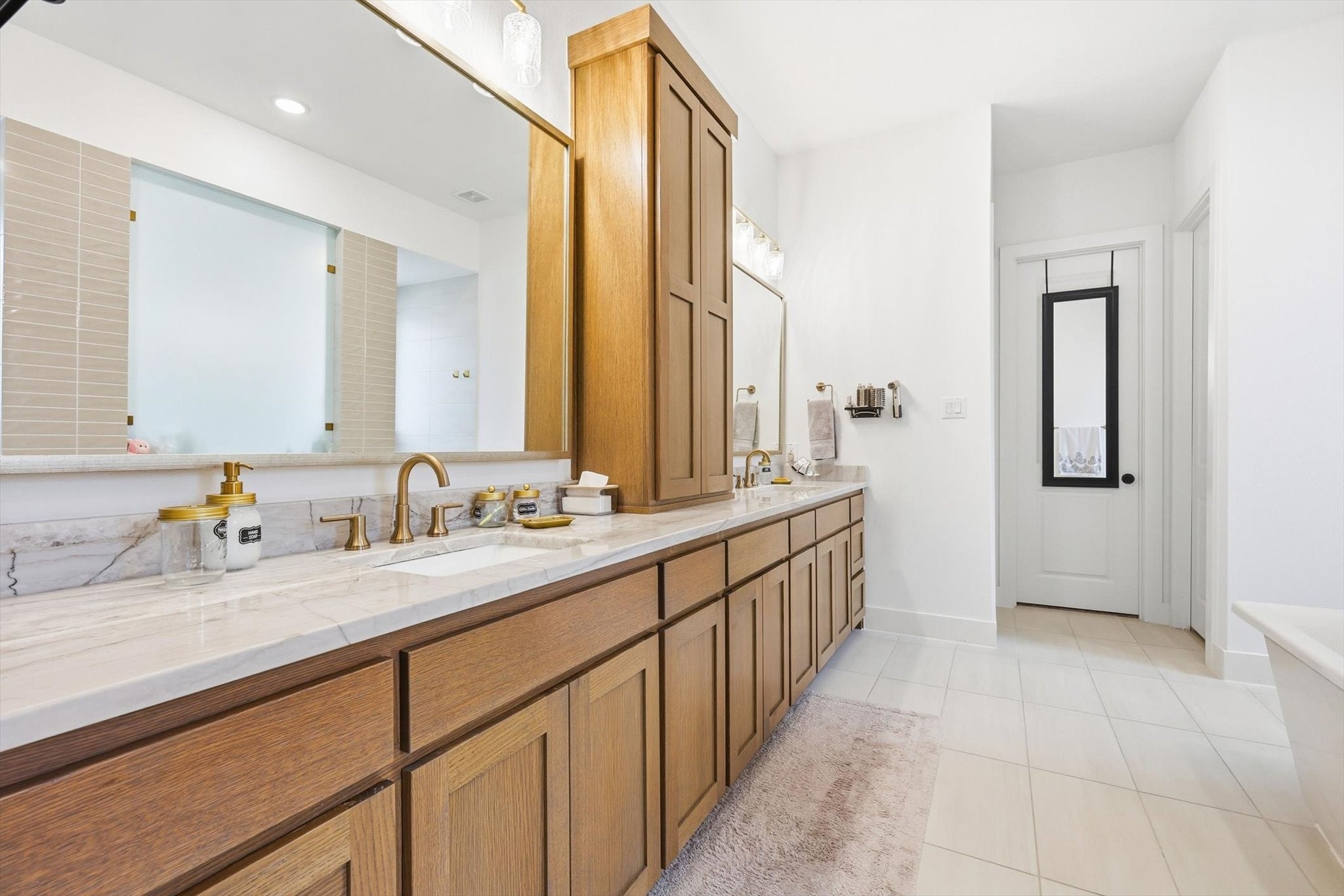 Frisco, Texas, 75033, United States, 5 Bedrooms Bedrooms, ,6 BathroomsBathrooms,Residential,Active,2007336