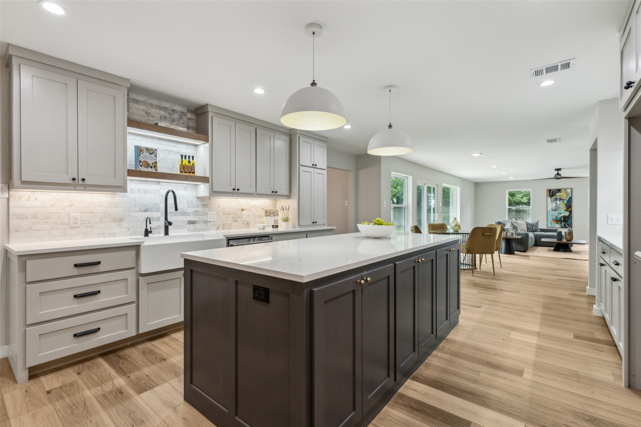 Colleyville, Texas, 76034, United States, 5 Bedrooms Bedrooms, ,4 BathroomsBathrooms,Residential,Active,1832302