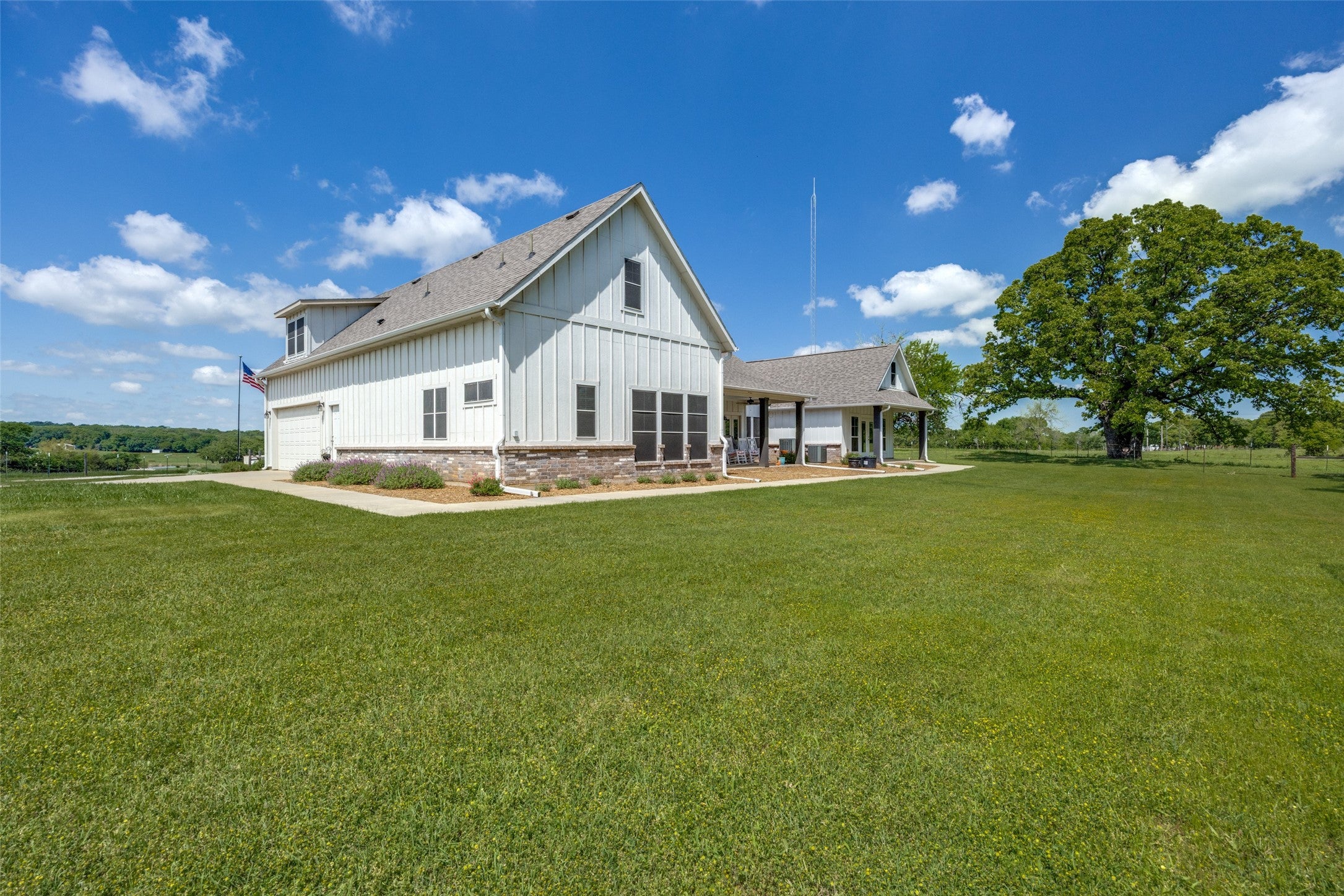 Bells, Texas, 75414, United States, ,3 BathroomsBathrooms,Residential,Active,1808226