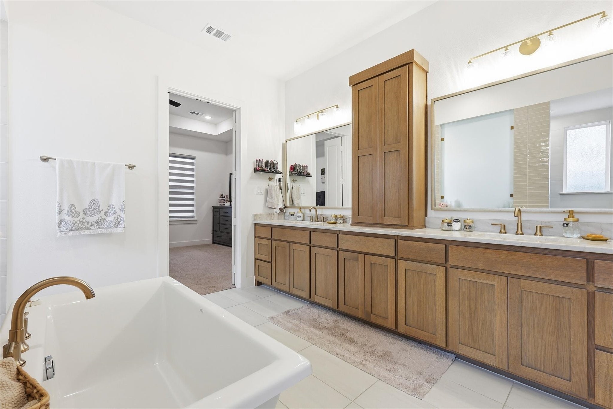 Frisco, Texas, 75033, United States, 5 Bedrooms Bedrooms, ,6 BathroomsBathrooms,Residential,Active,2007336