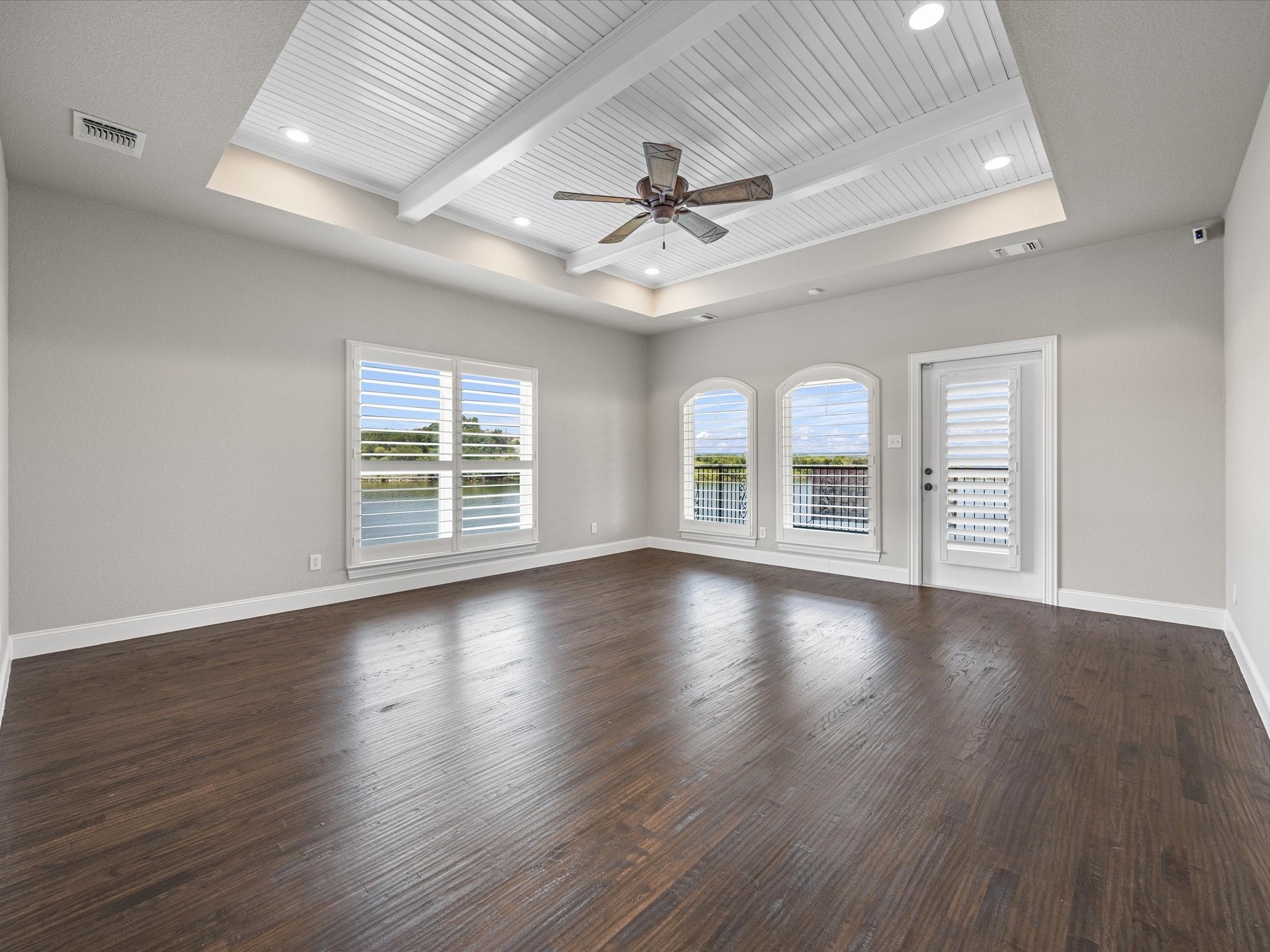 Runaway Bay, Texas, 76426, United States, 4 Bedrooms Bedrooms, ,4 BathroomsBathrooms,Residential,Active,1909882