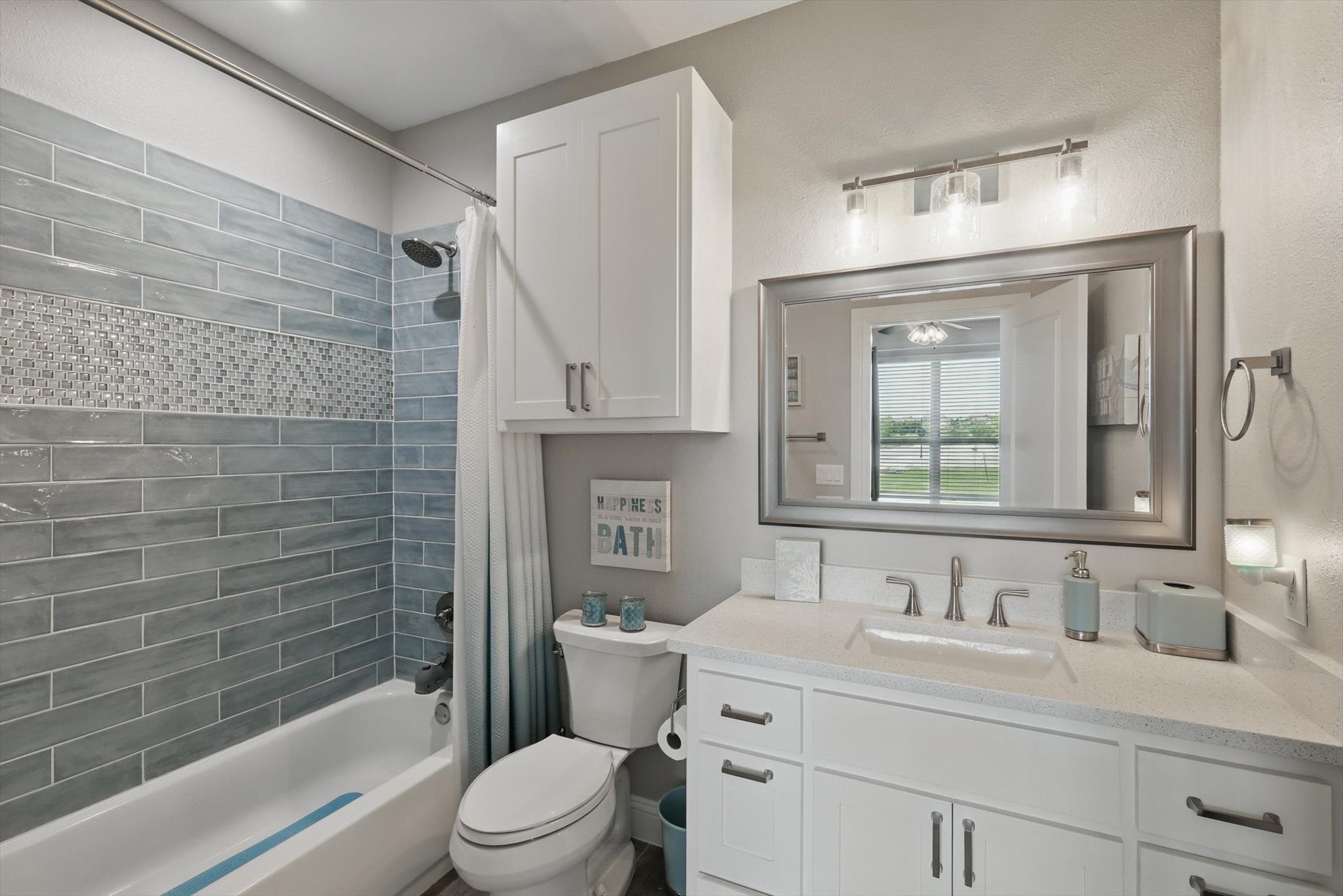 Fort Worth, Texas, 76126, United States, 4 Bedrooms Bedrooms, ,6 BathroomsBathrooms,Residential,Active,1828687