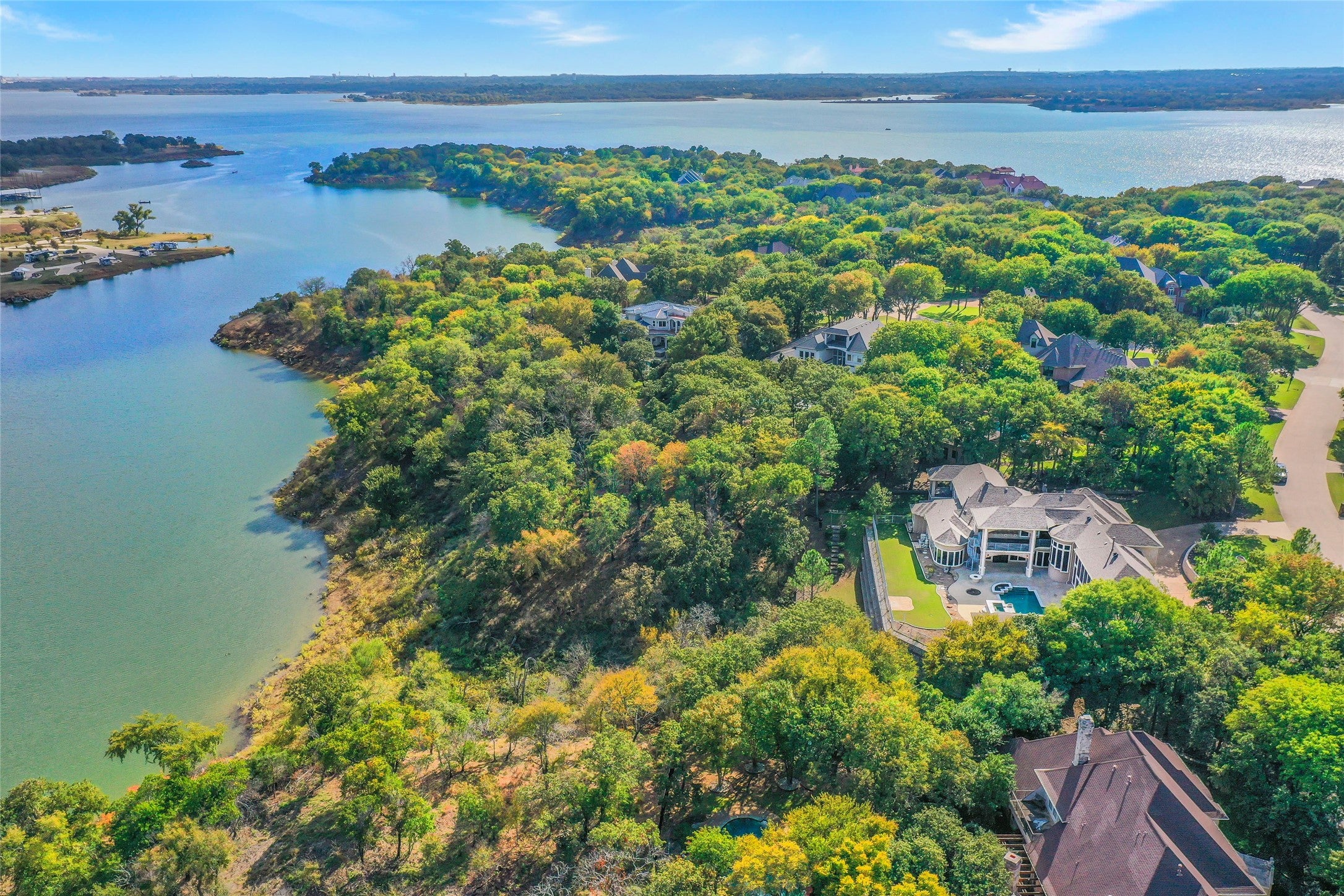 Flower Mound, Texas, 75022, United States, 4 Bedrooms Bedrooms, ,6 BathroomsBathrooms,Residential,Active,1972143