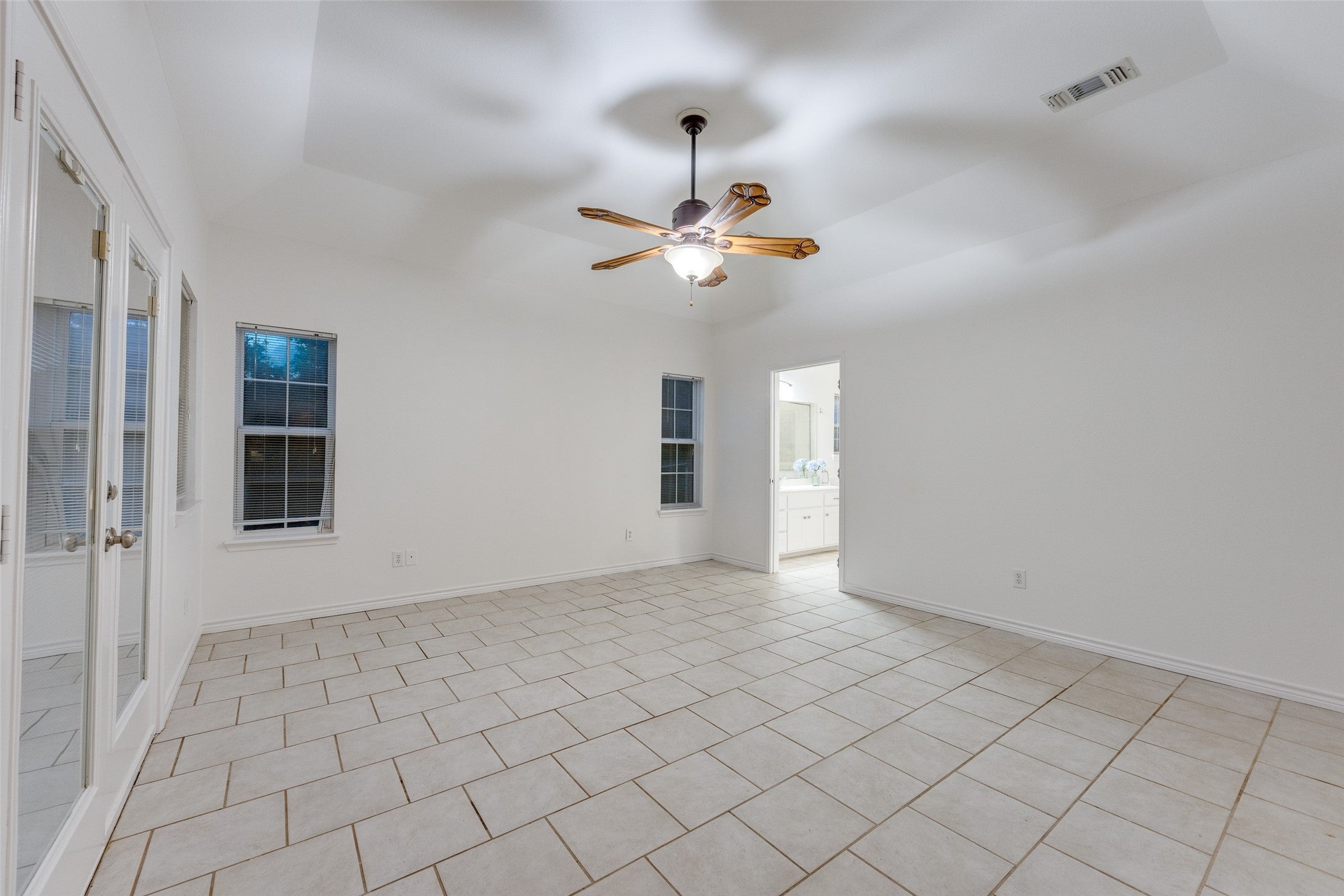 Leonard, Texas, 75452, United States, 2 Bedrooms Bedrooms, ,2 BathroomsBathrooms,Residential,Active,1920262