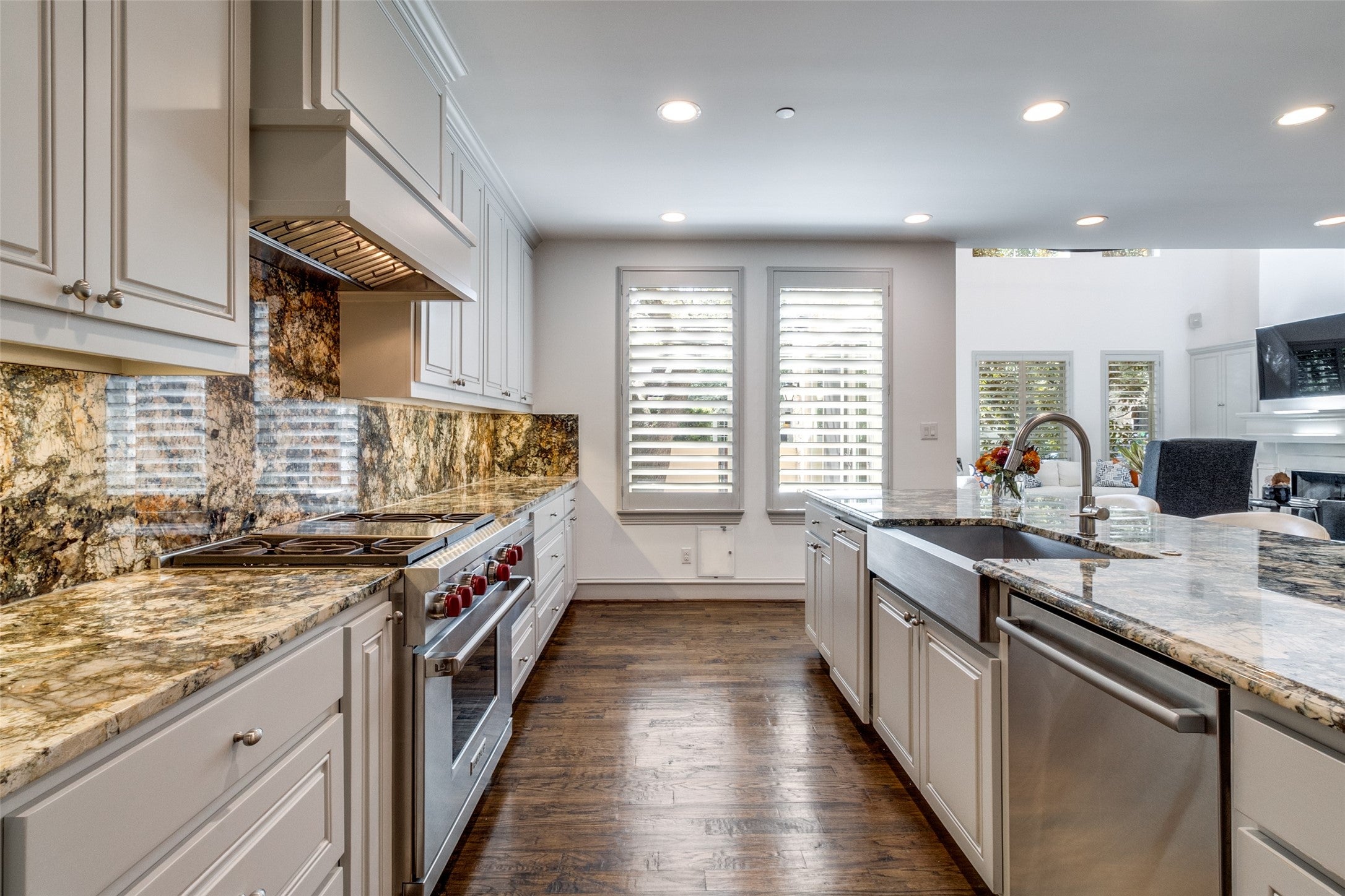 Dallas, Texas, 75205, United States, 4 Bedrooms Bedrooms, ,5 BathroomsBathrooms,Residential,Active,1952445