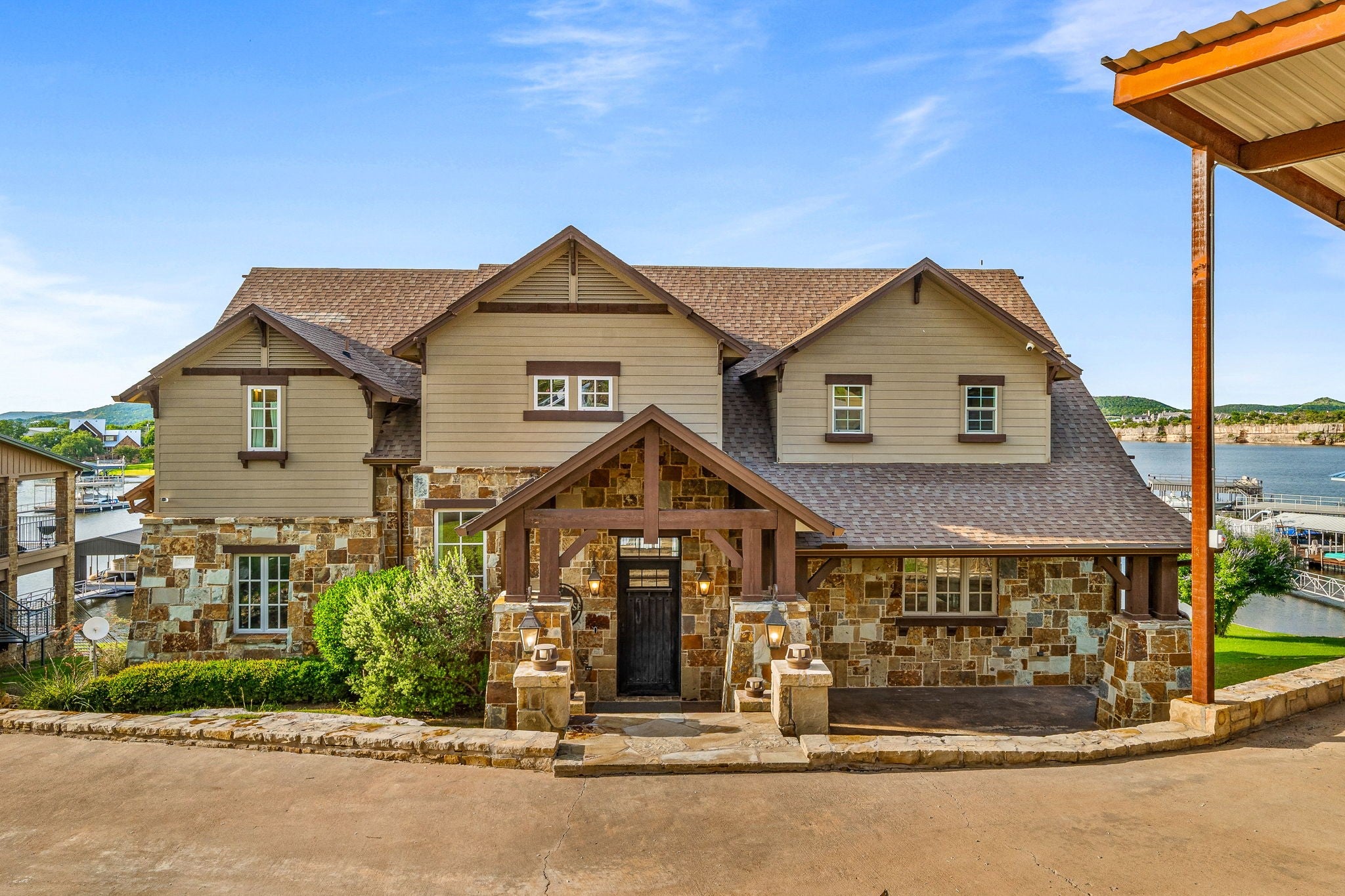 Graford, Texas, 76449, United States, ,6 BathroomsBathrooms,Residential,Active,1852724