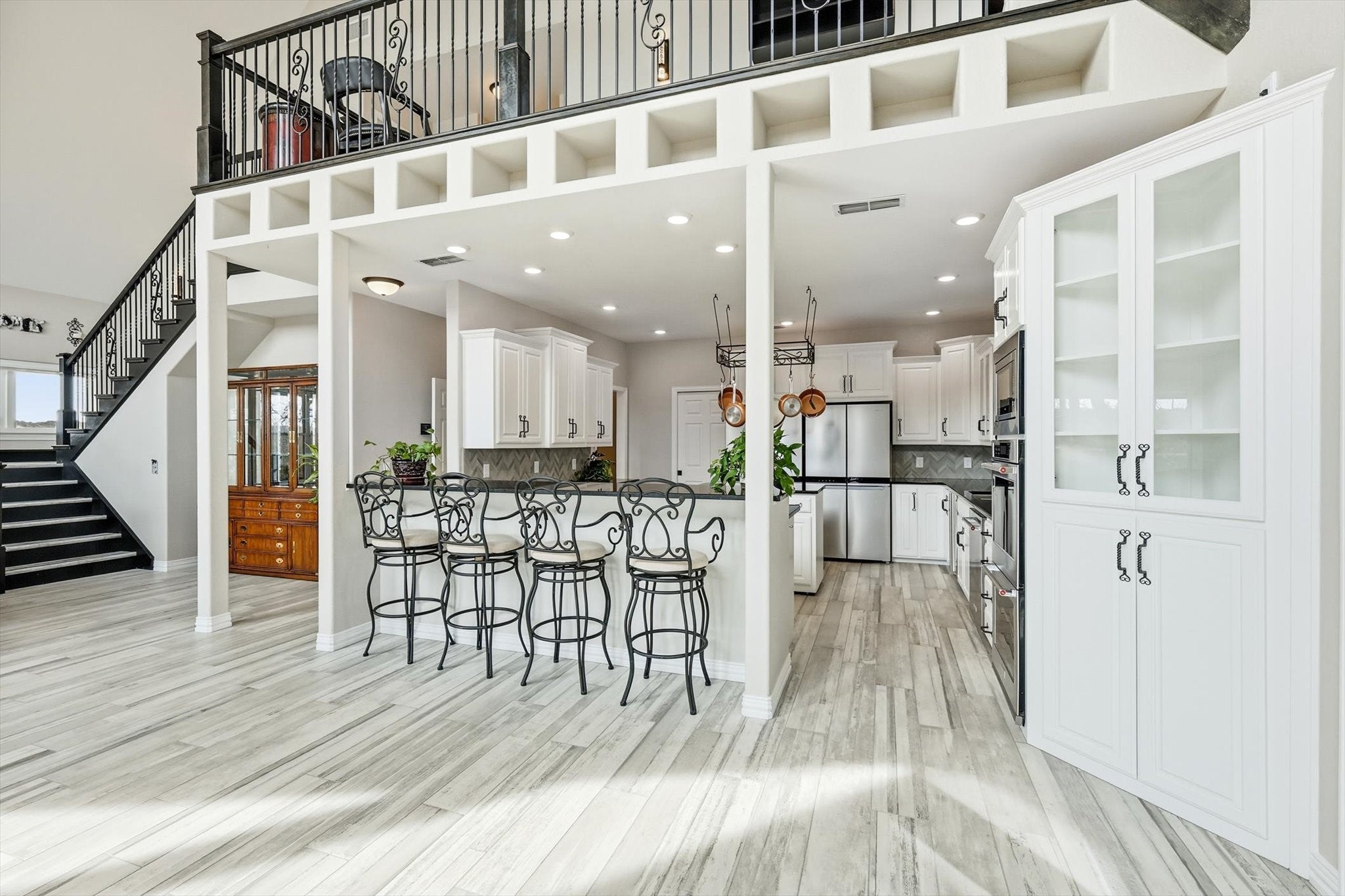 Graham, Texas, 76450, United States, 4 Bedrooms Bedrooms, ,4 BathroomsBathrooms,Residential,Active,2017097