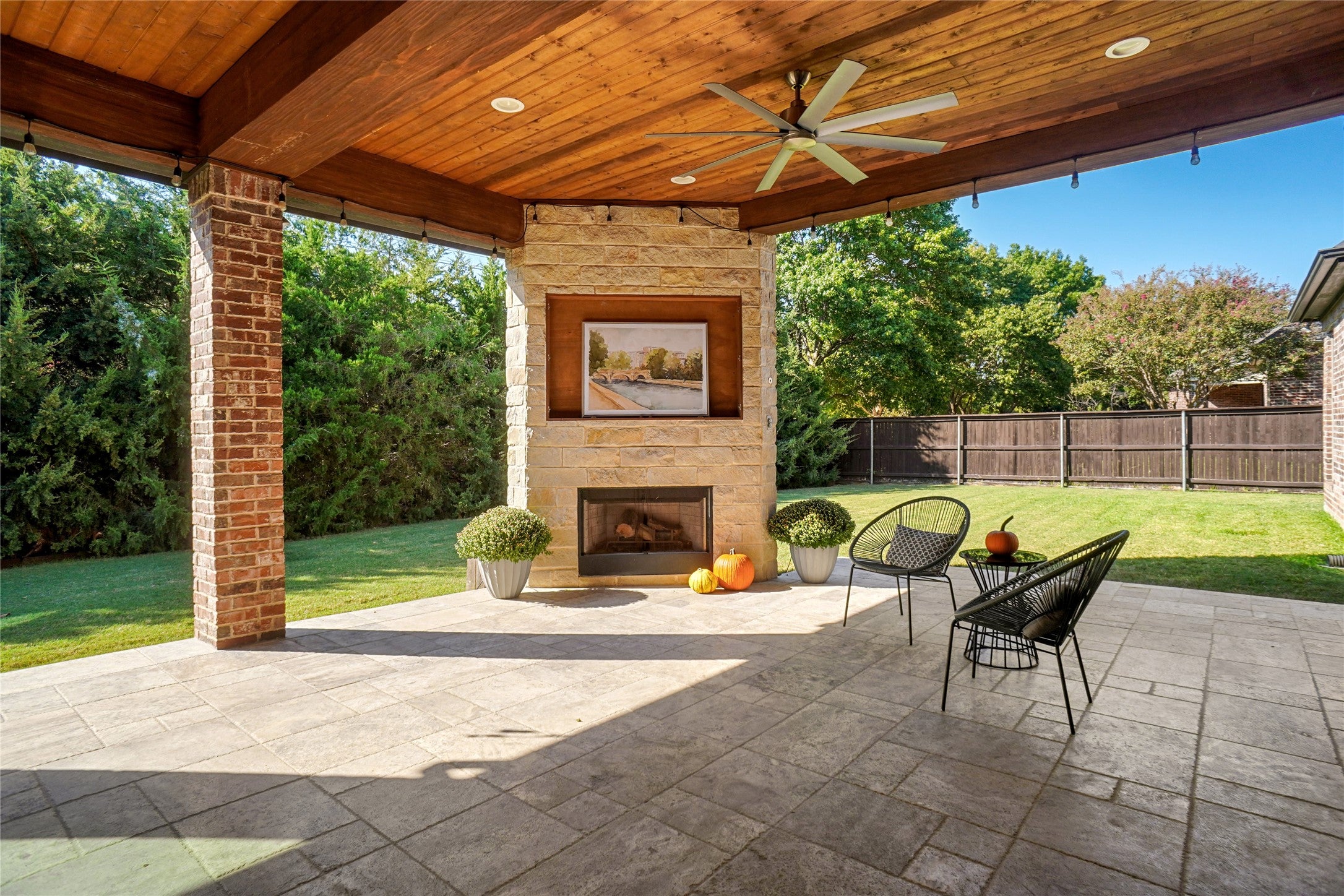 Southlake, Texas, 76092, United States, 4 Bedrooms Bedrooms, ,4 BathroomsBathrooms,Residential,Active,1962191