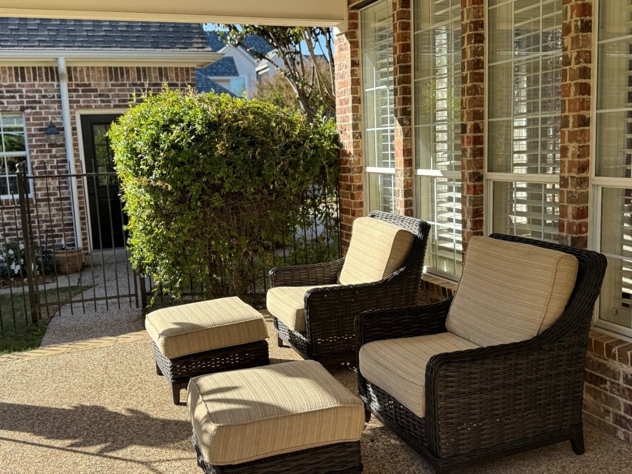 Argyle, Texas, 76226, United States, 4 Bedrooms Bedrooms, ,4 BathroomsBathrooms,Residential,Pending,1997640