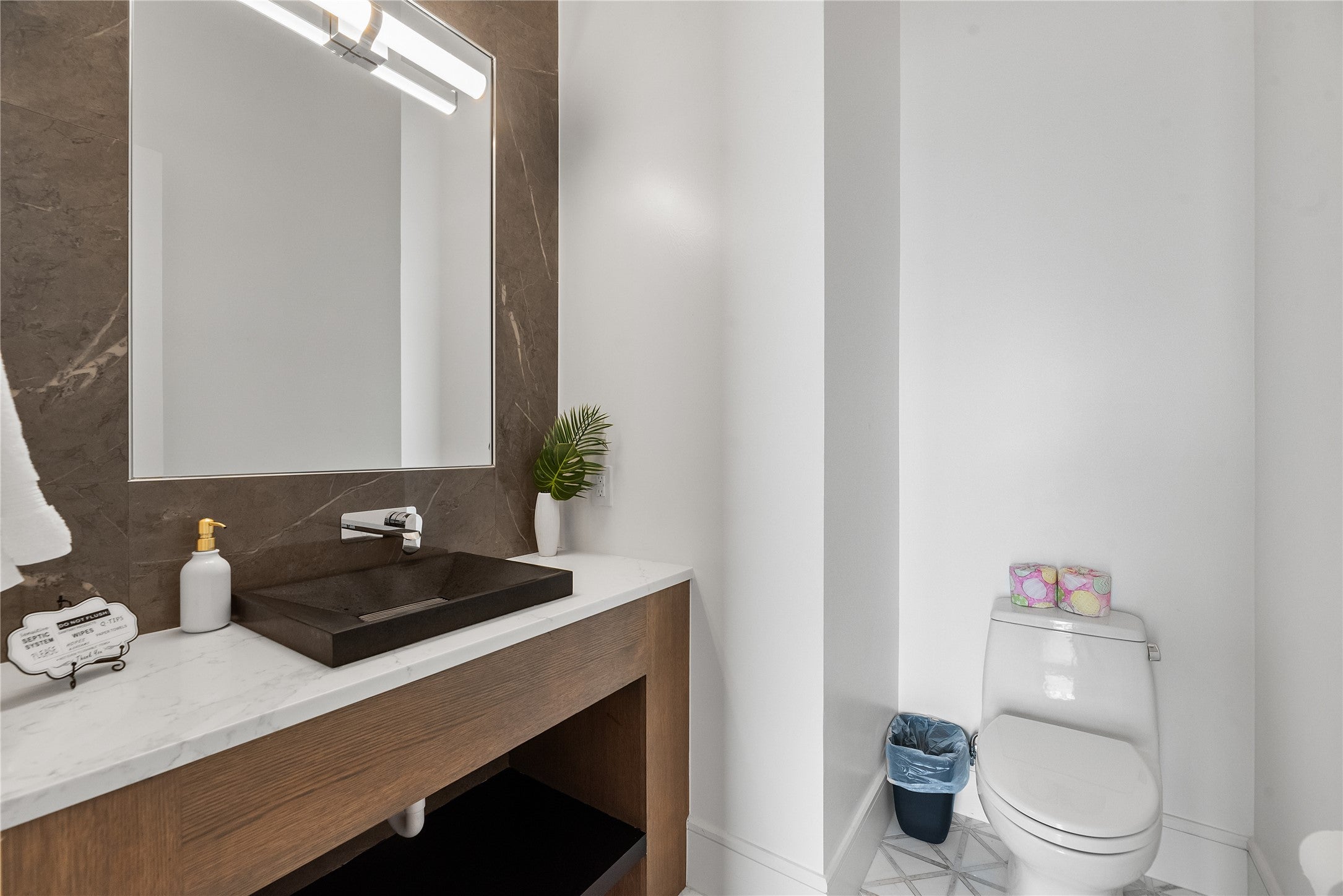 Streetman, Texas, 75859, United States, 5 Bedrooms Bedrooms, ,7 BathroomsBathrooms,Residential,Active,1988712