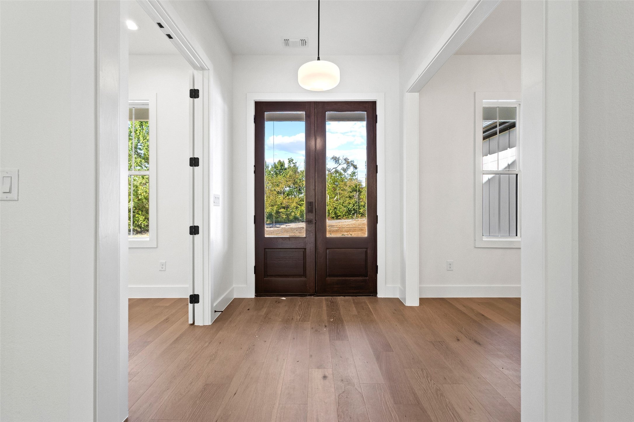 Van Alstyne, Texas, 75495, United States, 4 Bedrooms Bedrooms, ,4 BathroomsBathrooms,Residential,Active,1880019