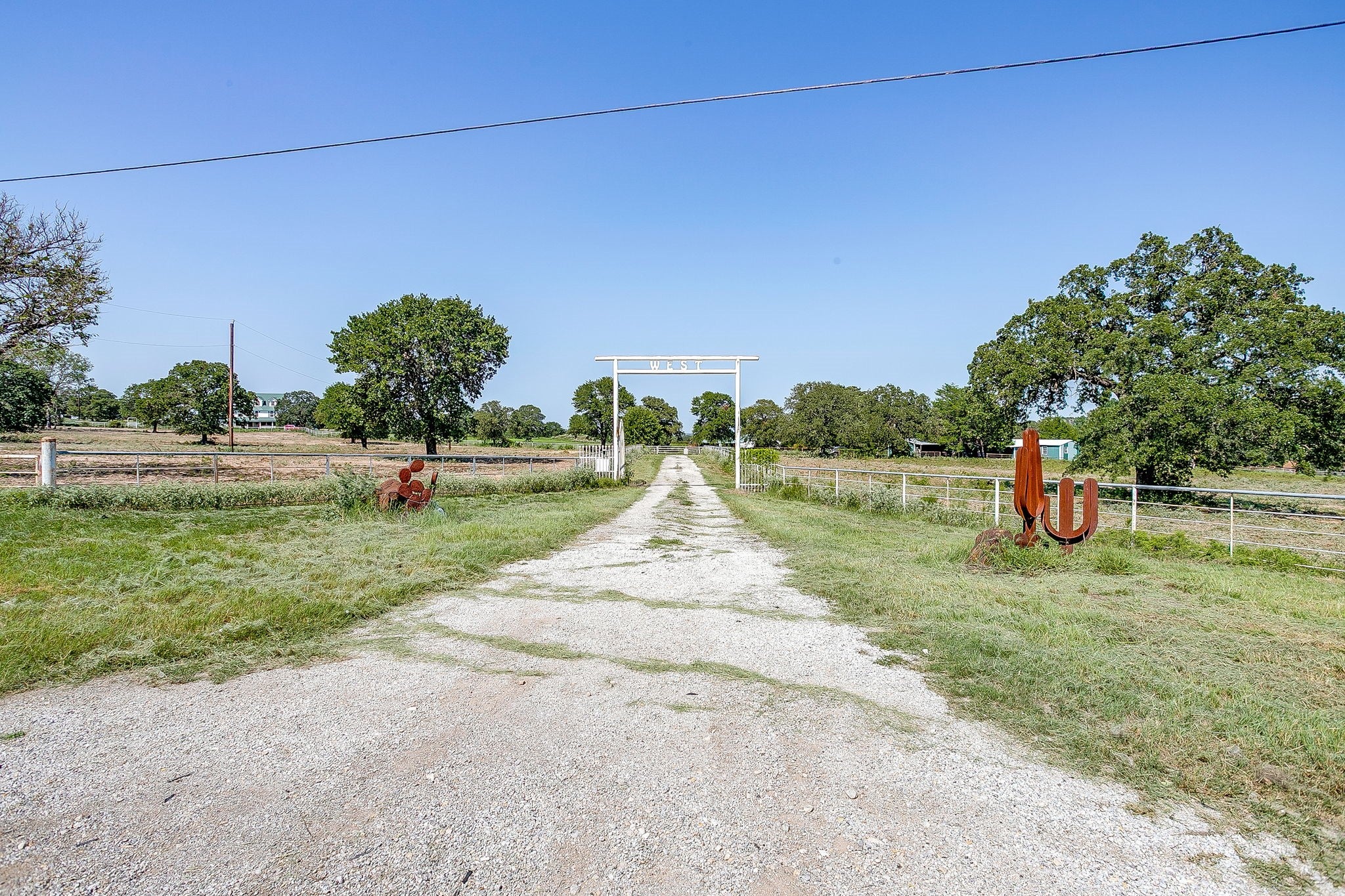 Springtown, Texas, 76082, United States, 4 Bedrooms Bedrooms, ,4 BathroomsBathrooms,Residential,Active,1944276