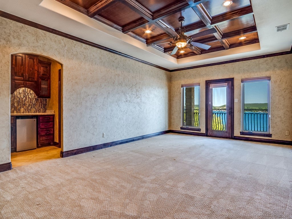 Graham, Texas, 76450, United States, 4 Bedrooms Bedrooms, ,4 BathroomsBathrooms,Residential,Active,1944034