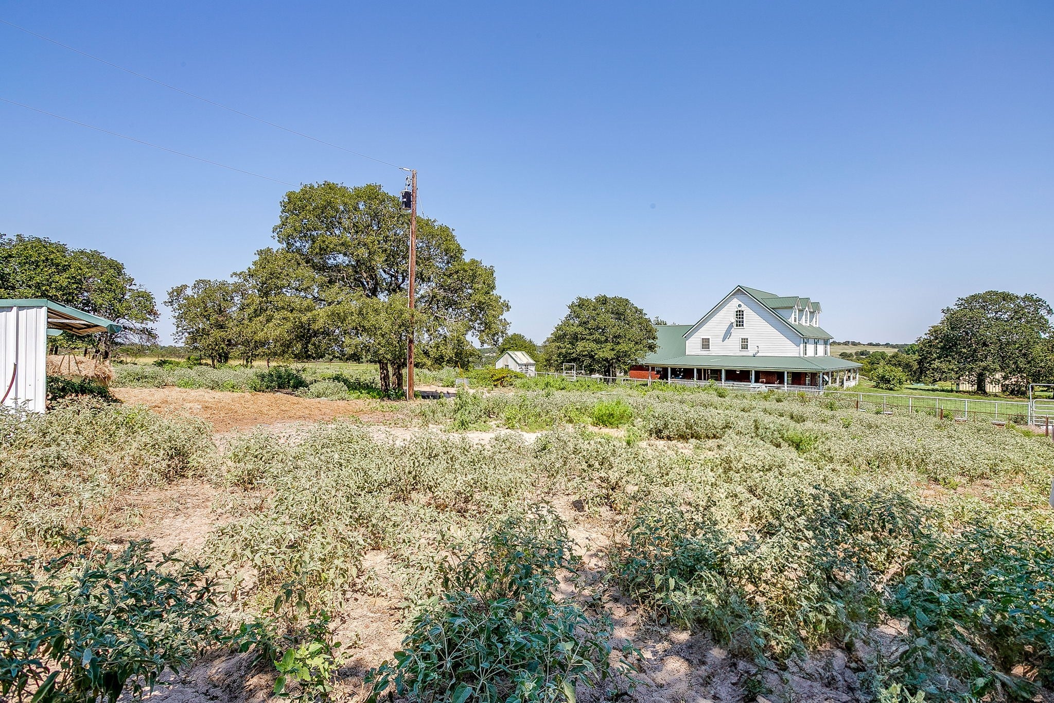 Springtown, Texas, 76082, United States, 4 Bedrooms Bedrooms, ,4 BathroomsBathrooms,Residential,Active,1944276