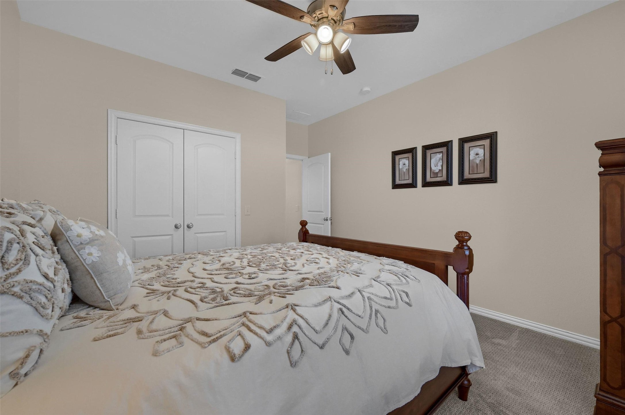 Tioga, Texas, 76271, United States, ,7 BathroomsBathrooms,Residential,Active,1841304