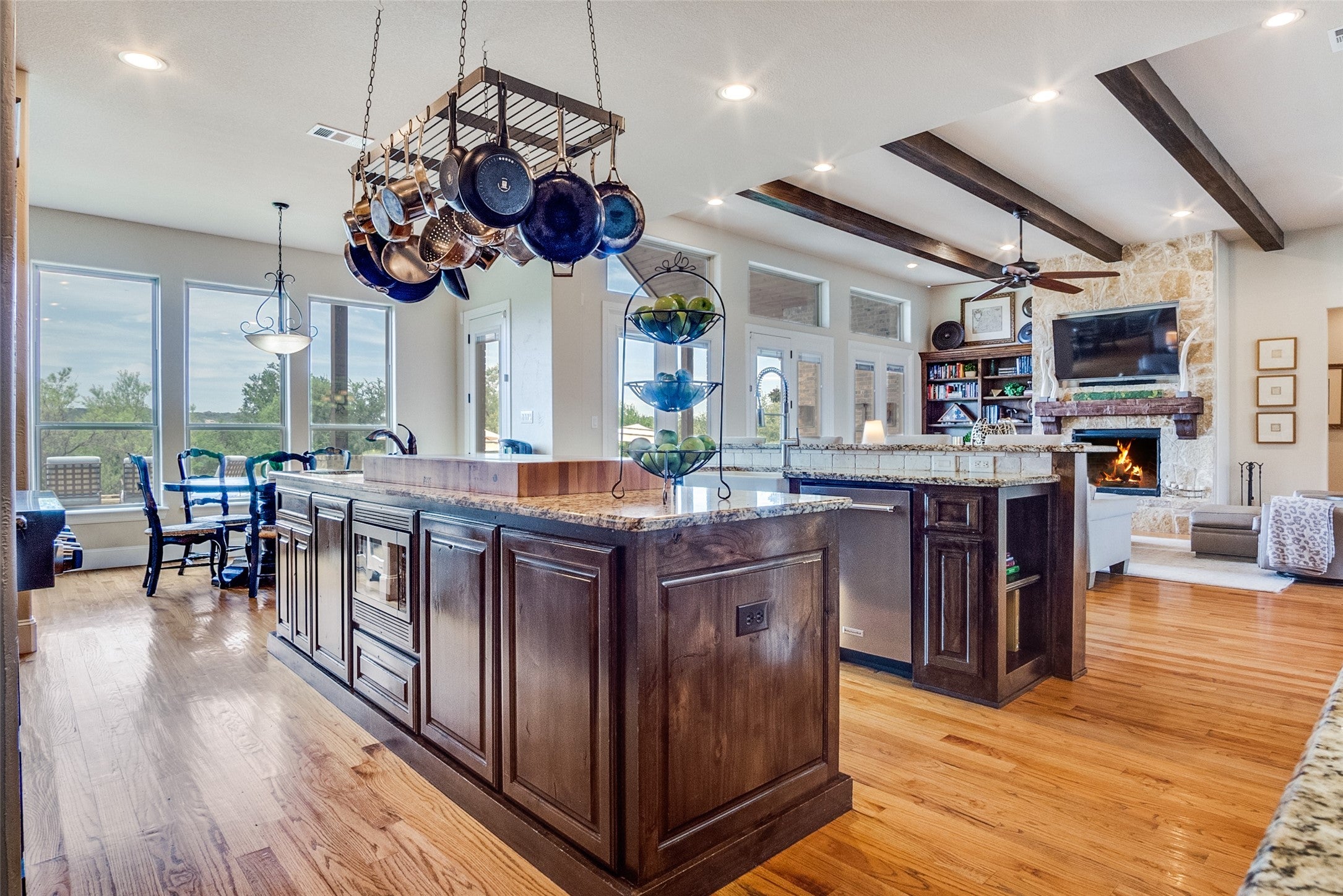 Graford, Texas, 76449, United States, 5 Bedrooms Bedrooms, ,4 BathroomsBathrooms,Residential,Active,1902943