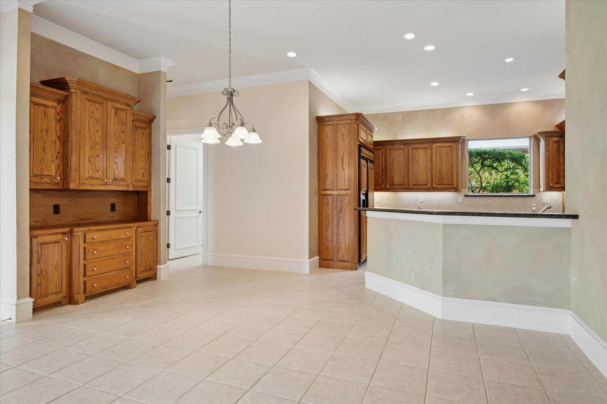 Plano, Texas, 75024, United States, 4 Bedrooms Bedrooms, ,5 BathroomsBathrooms,Residential,Active,1936400