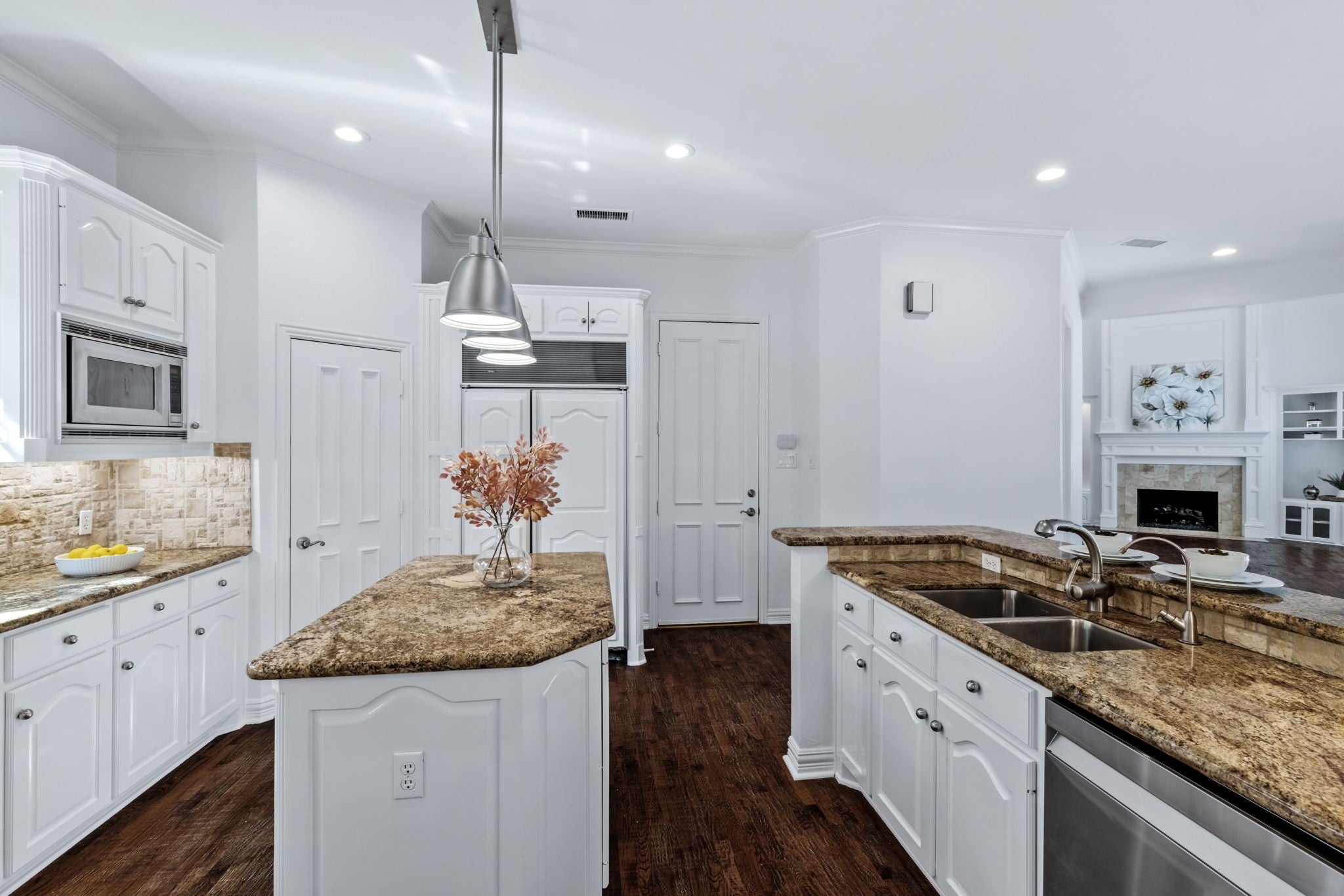 Plano, Texas, 75093, United States, 4 Bedrooms Bedrooms, ,5 BathroomsBathrooms,Residential,Active,1945444