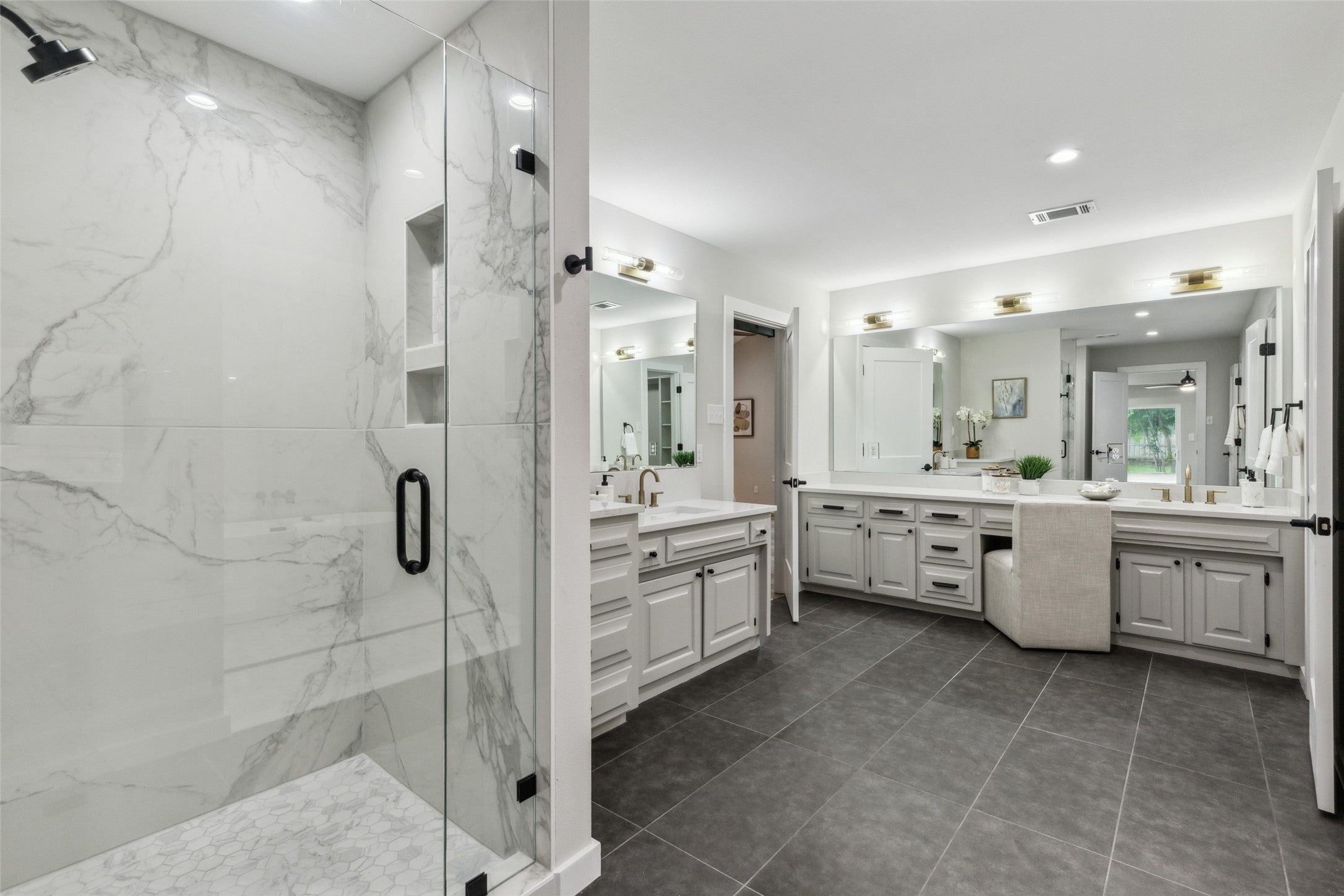 Colleyville, Texas, 76034, United States, 5 Bedrooms Bedrooms, ,4 BathroomsBathrooms,Residential,Active,1832302